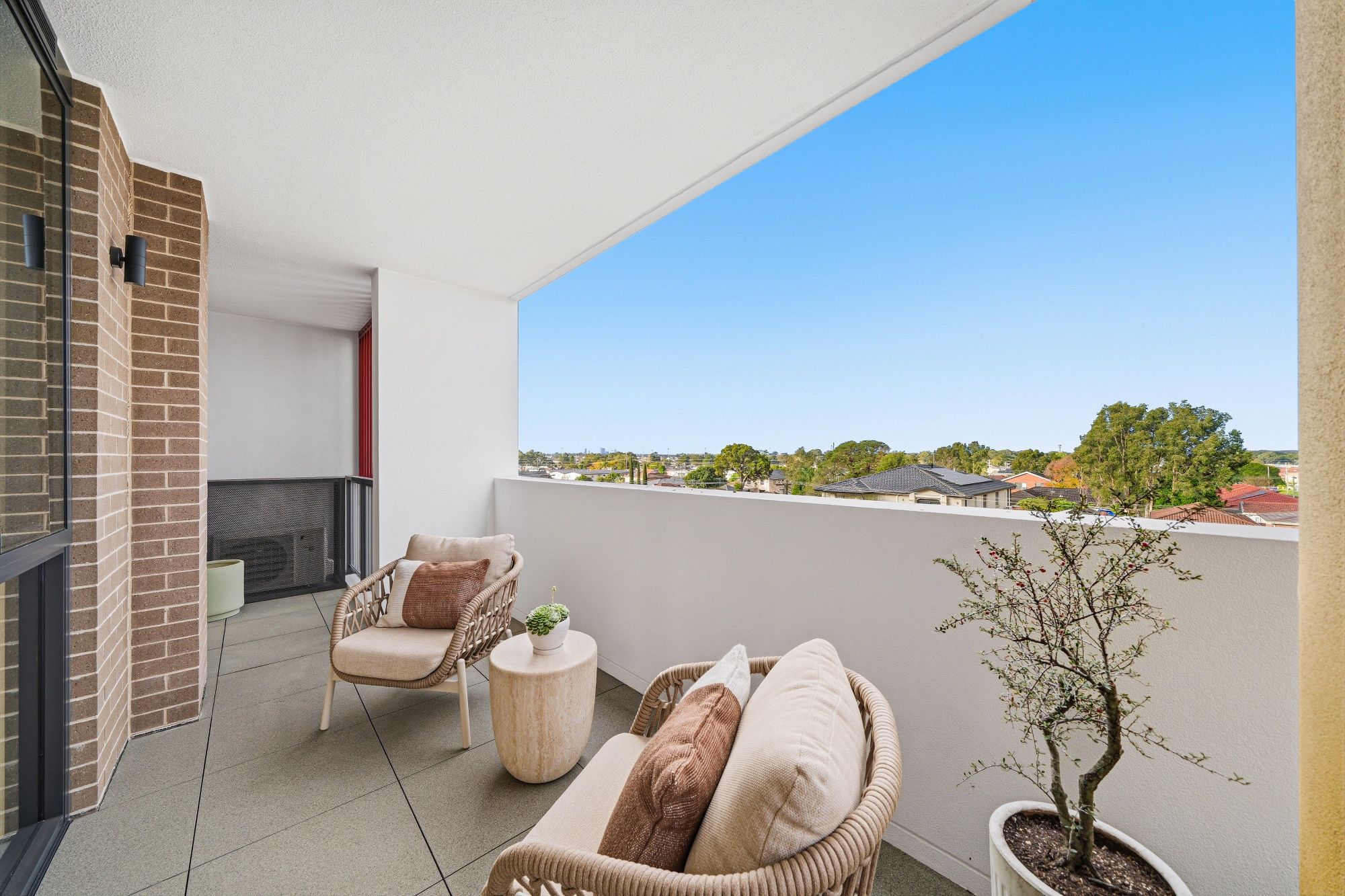 2 Bedroom Units/27-33 Ascot Street — photo 15 of 25