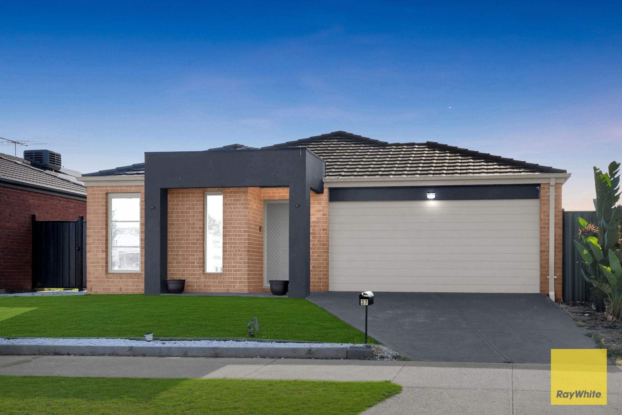 37 Botanical Drive, Truganina, VIC 3029