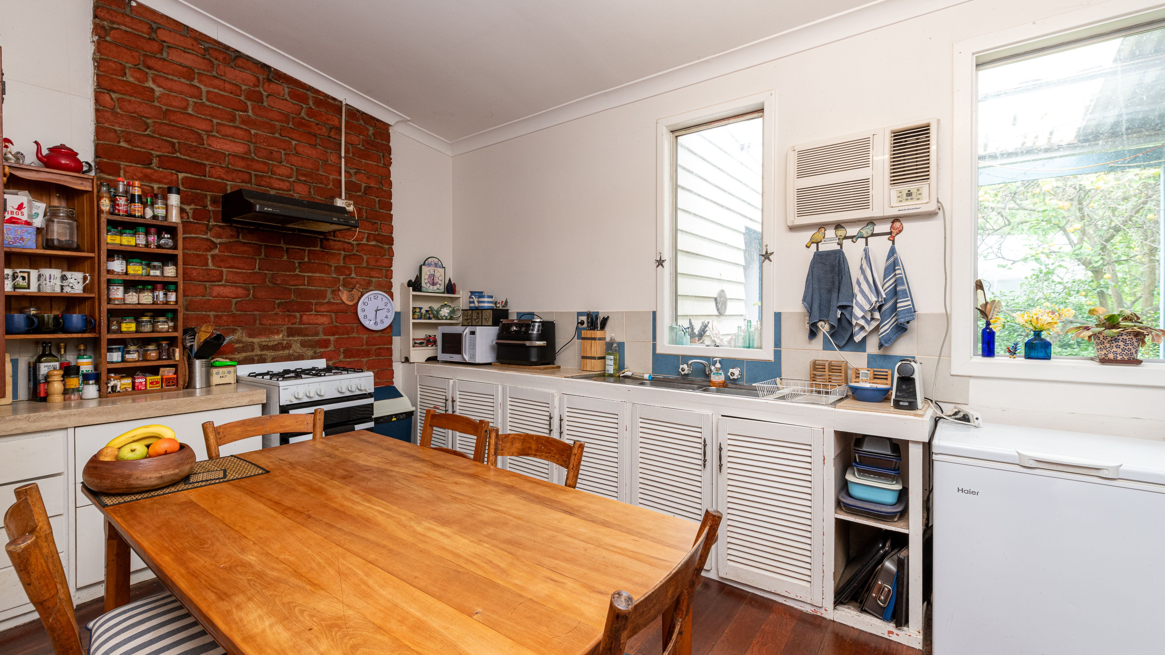 14 Rowley Street — photo 6 of 23