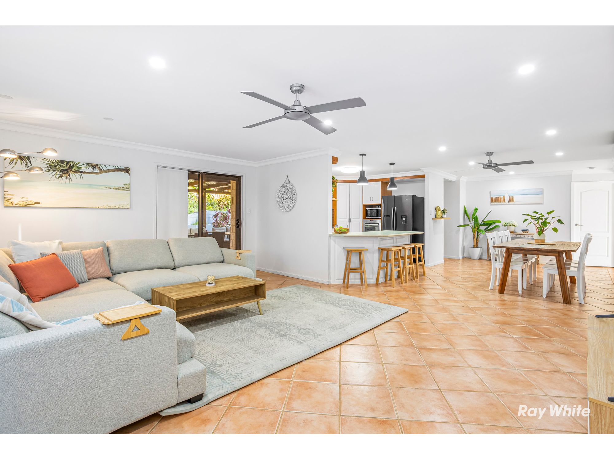 14 Waterview Drive, Lammermoor, QLD 4703