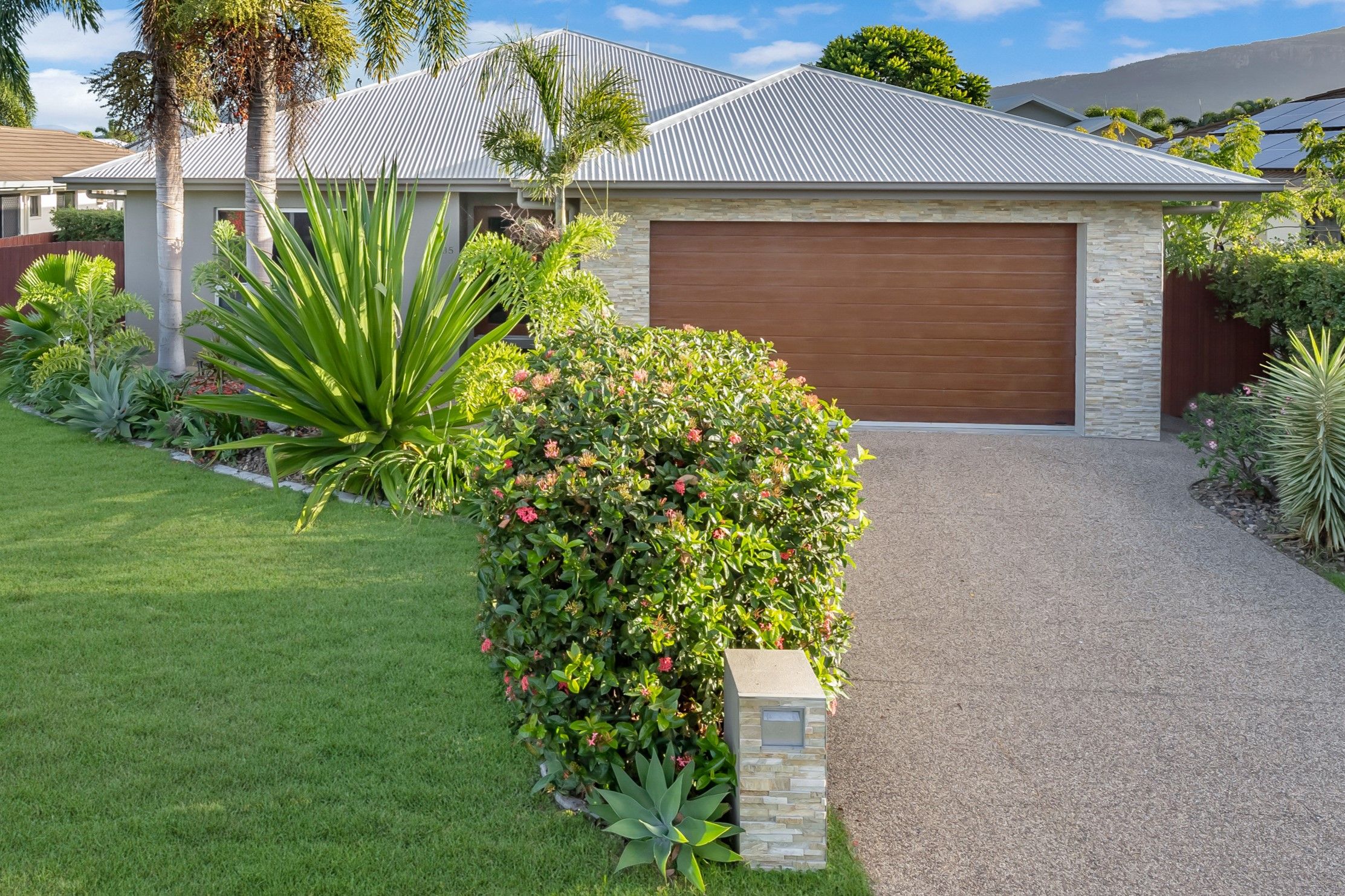 35 Lakeland Boulevard, Idalia QLD 4811