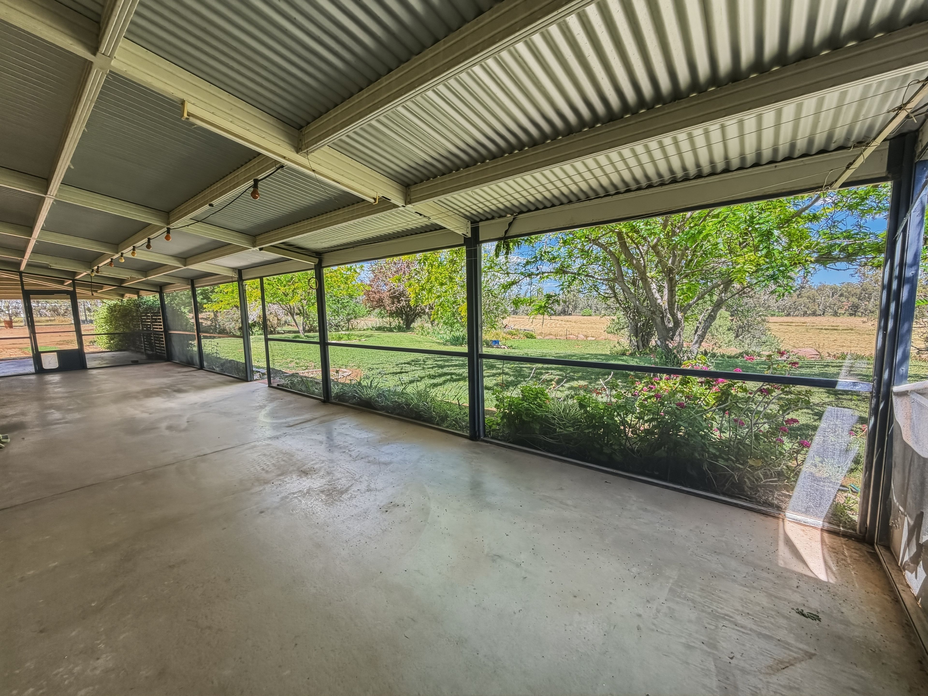 220 Macquarie View Road — photo 18 of 20