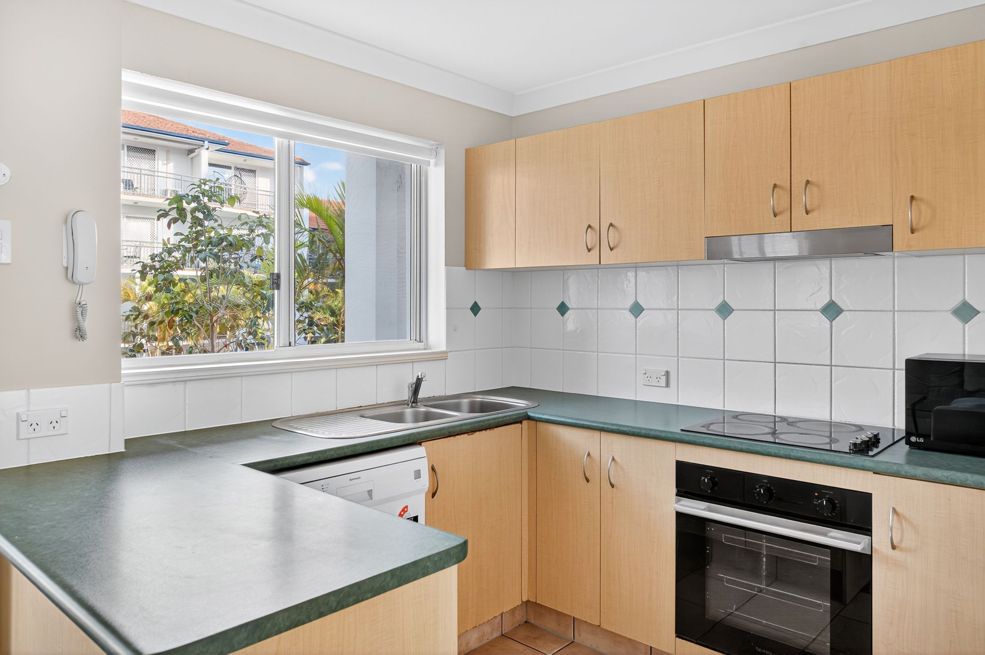 56/150 Marine Parade, Southport, QLD 4215