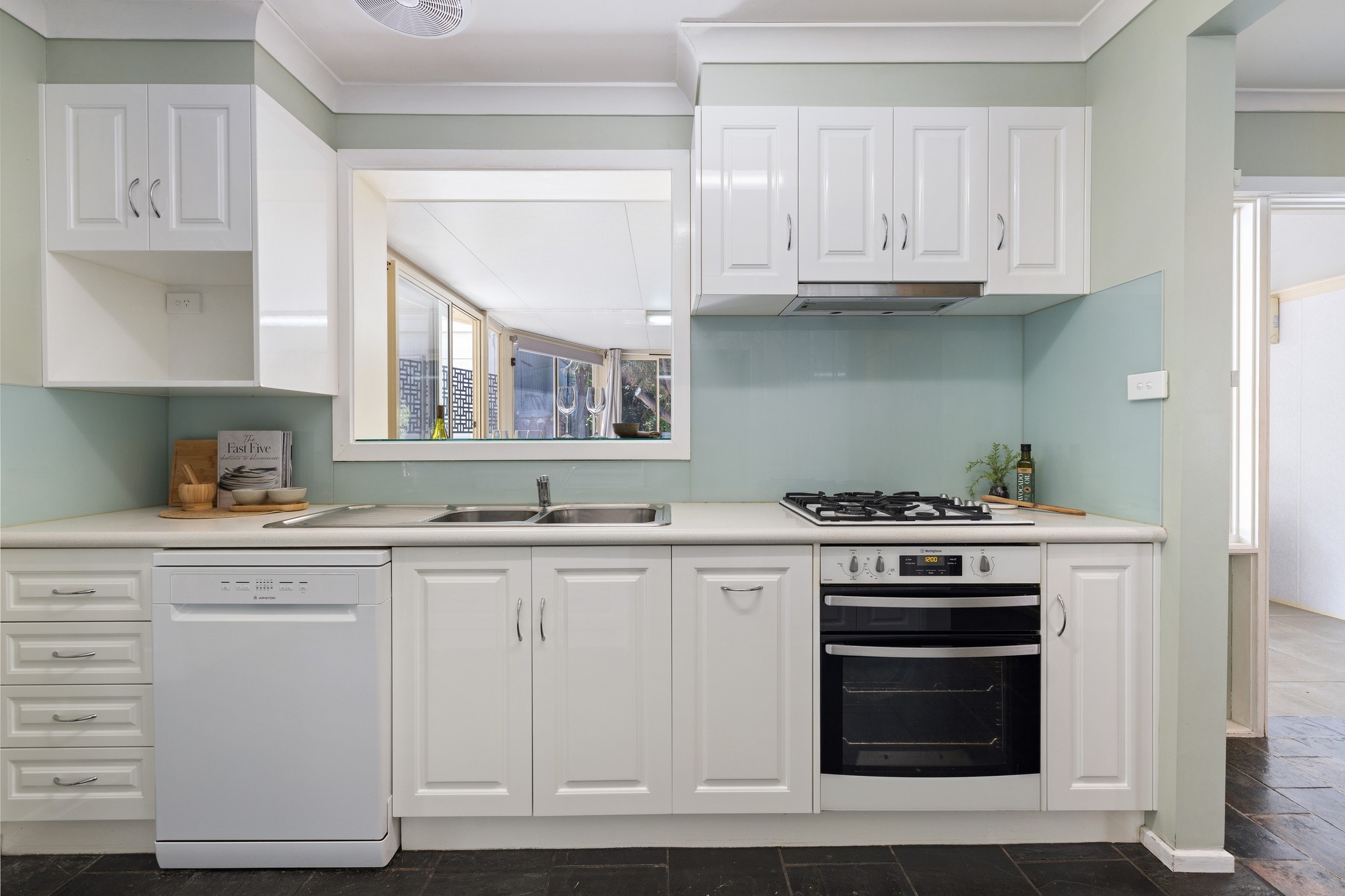 38 Burns Street, Frankston, VIC 3199