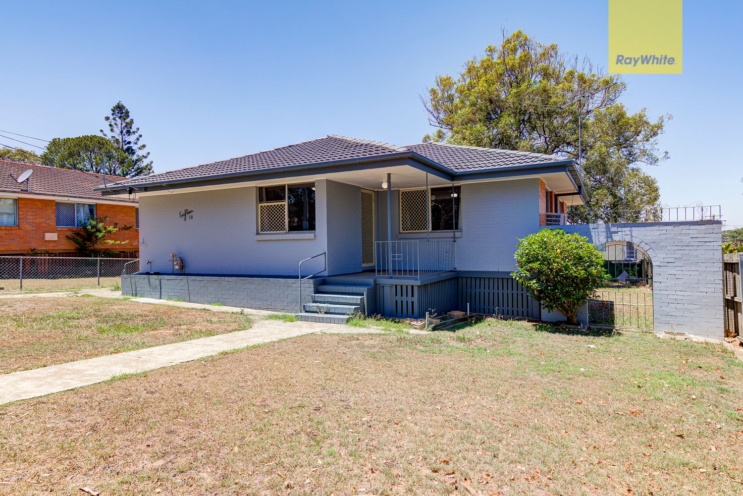 18 Reading Street, Logan Central, QLD 4114