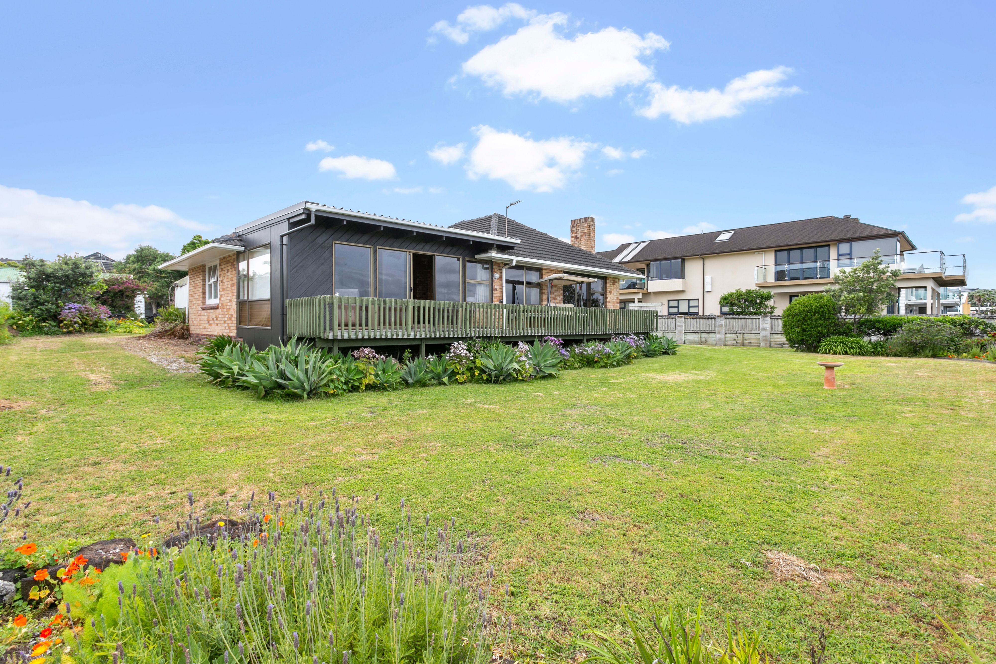 32A & 32B The Parade, Bucklands Beach, Manukau City