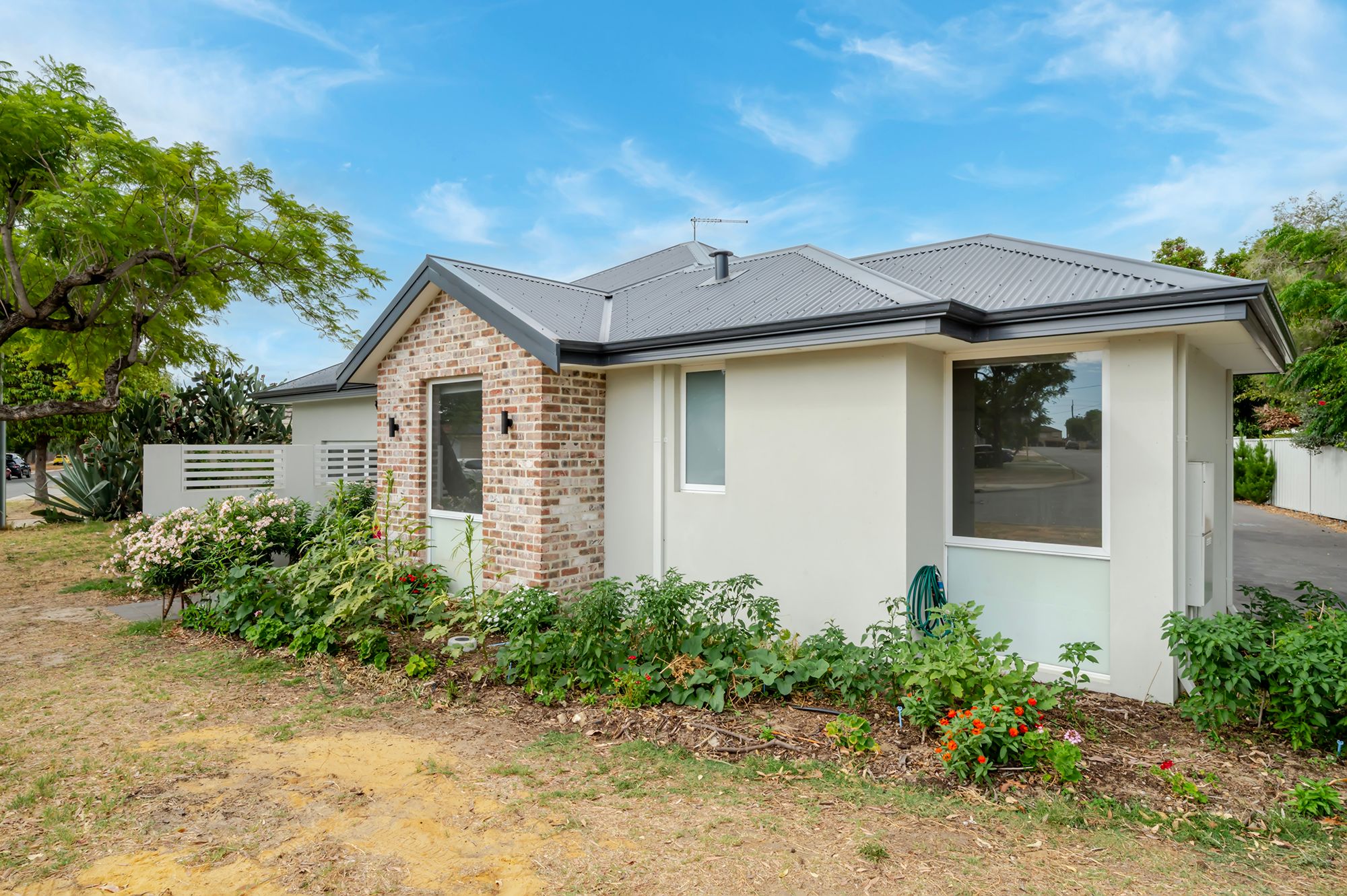 8A Deering Street, Westminster, WA 6061