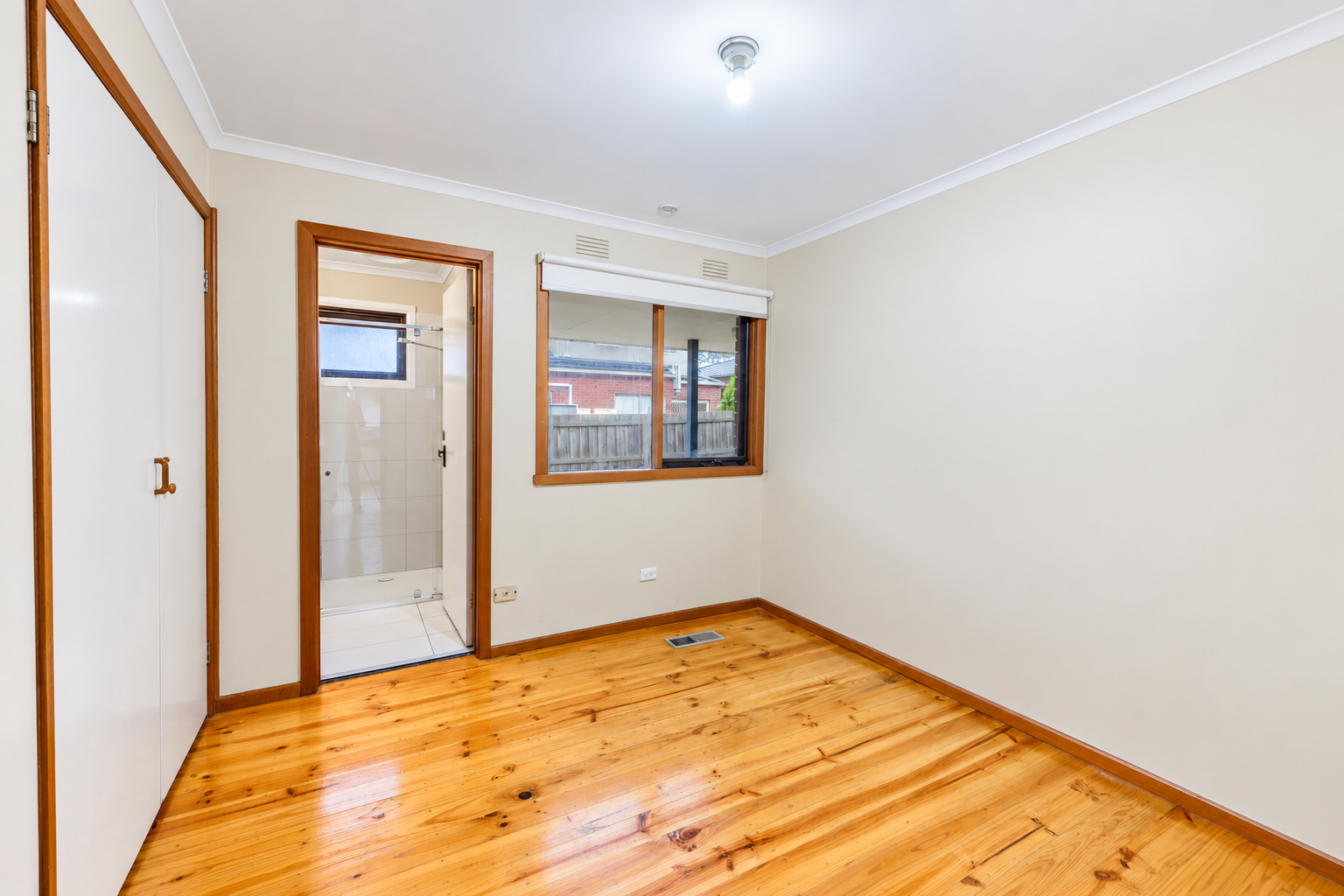 703 Heatherton Road — photo 5 of 10
