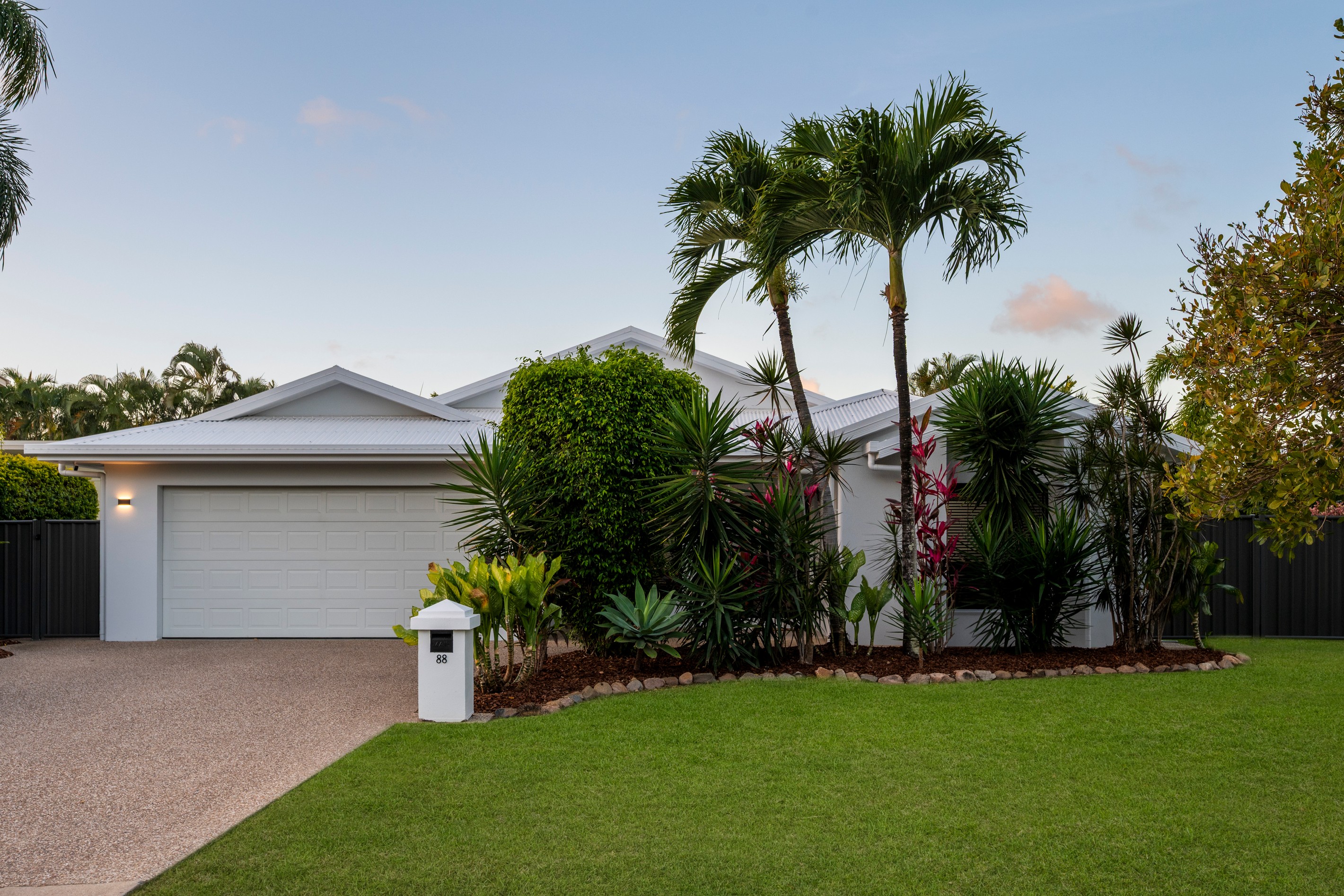 88 River Boulevard, Idalia, QLD 4811