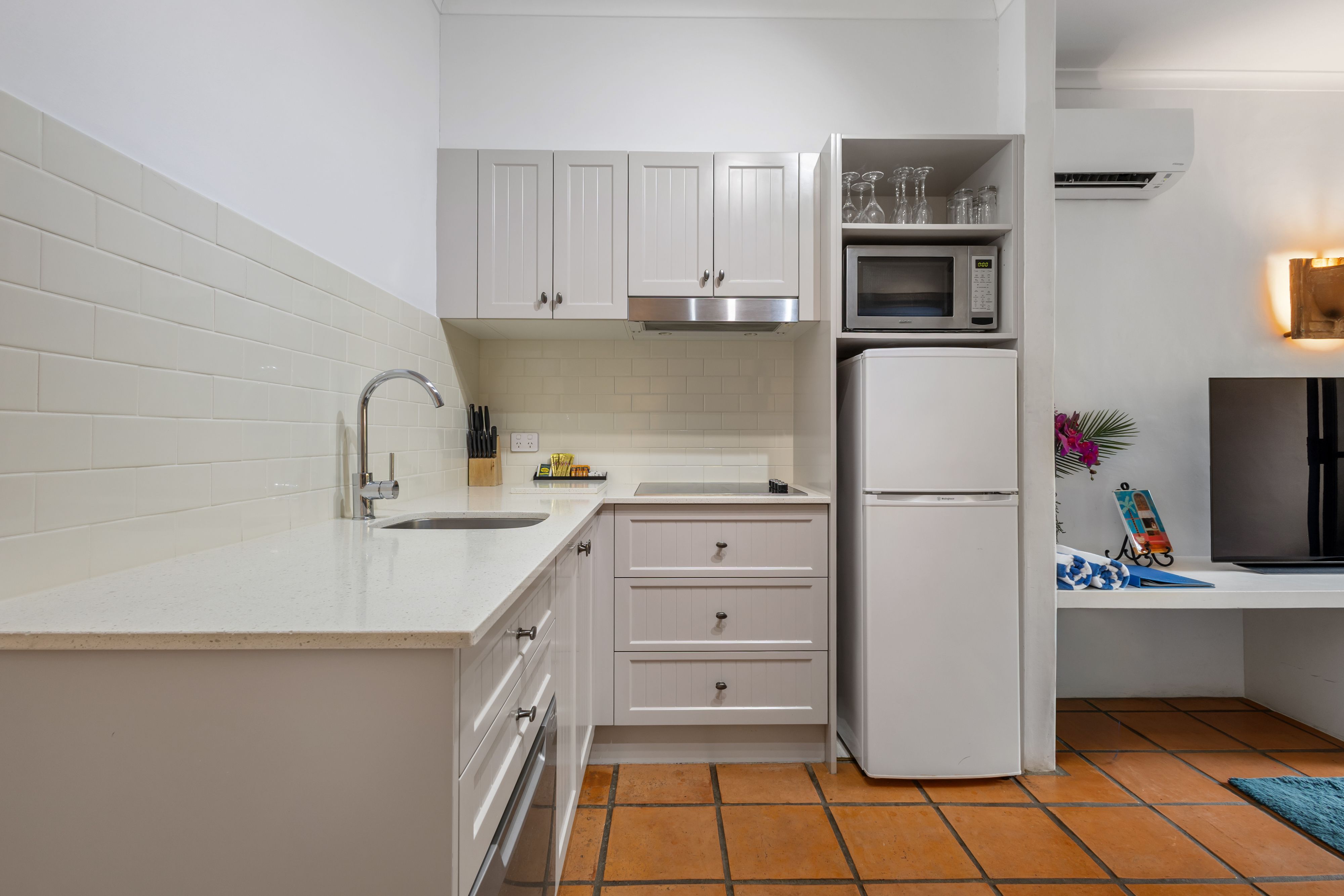 16/41 Macrossan Street — photo 4 of 24