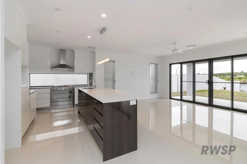 25 North View Street, Hope Island, QLD 4212