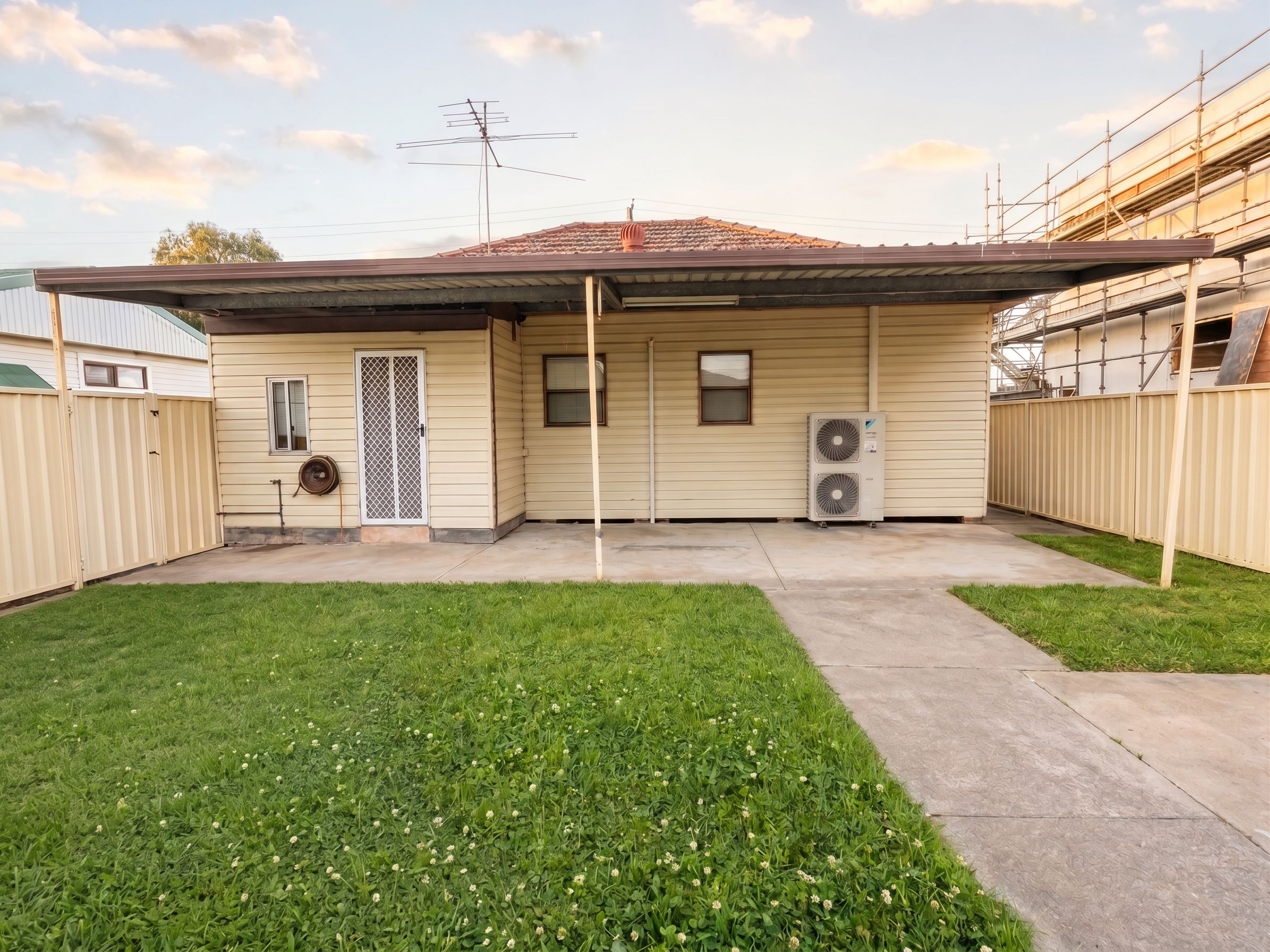 35 Norfolk Street — photo 10 of 11