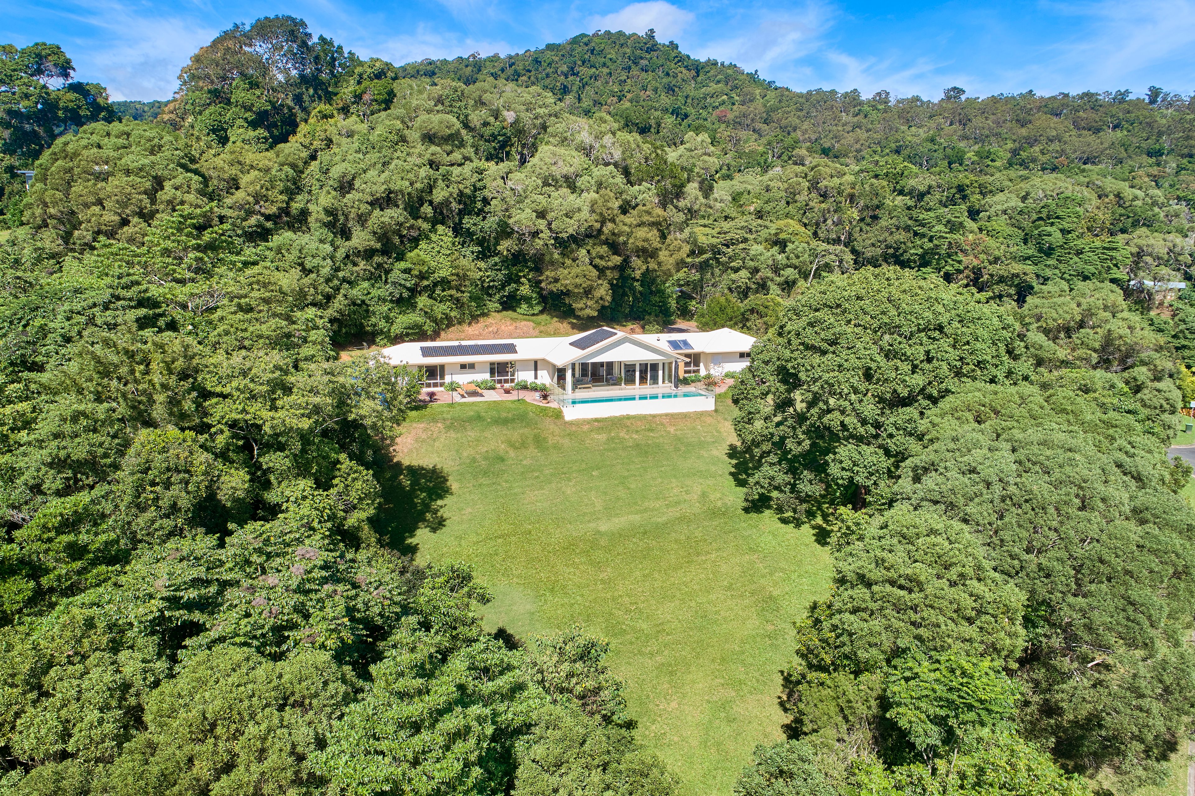3 Sandalwood Close, Kuranda QLD 4881