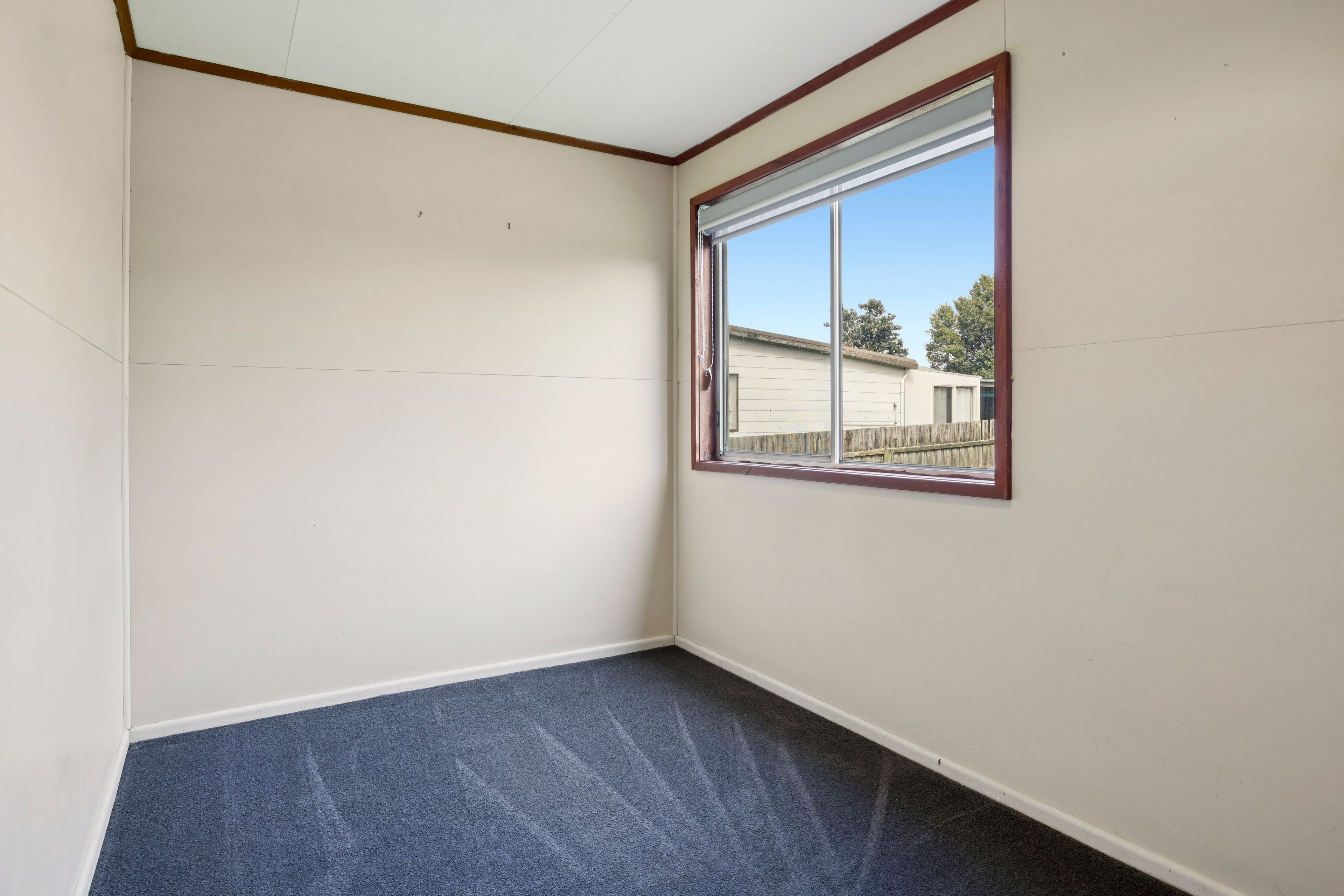 61 Halladale Road — photo 8 of 14