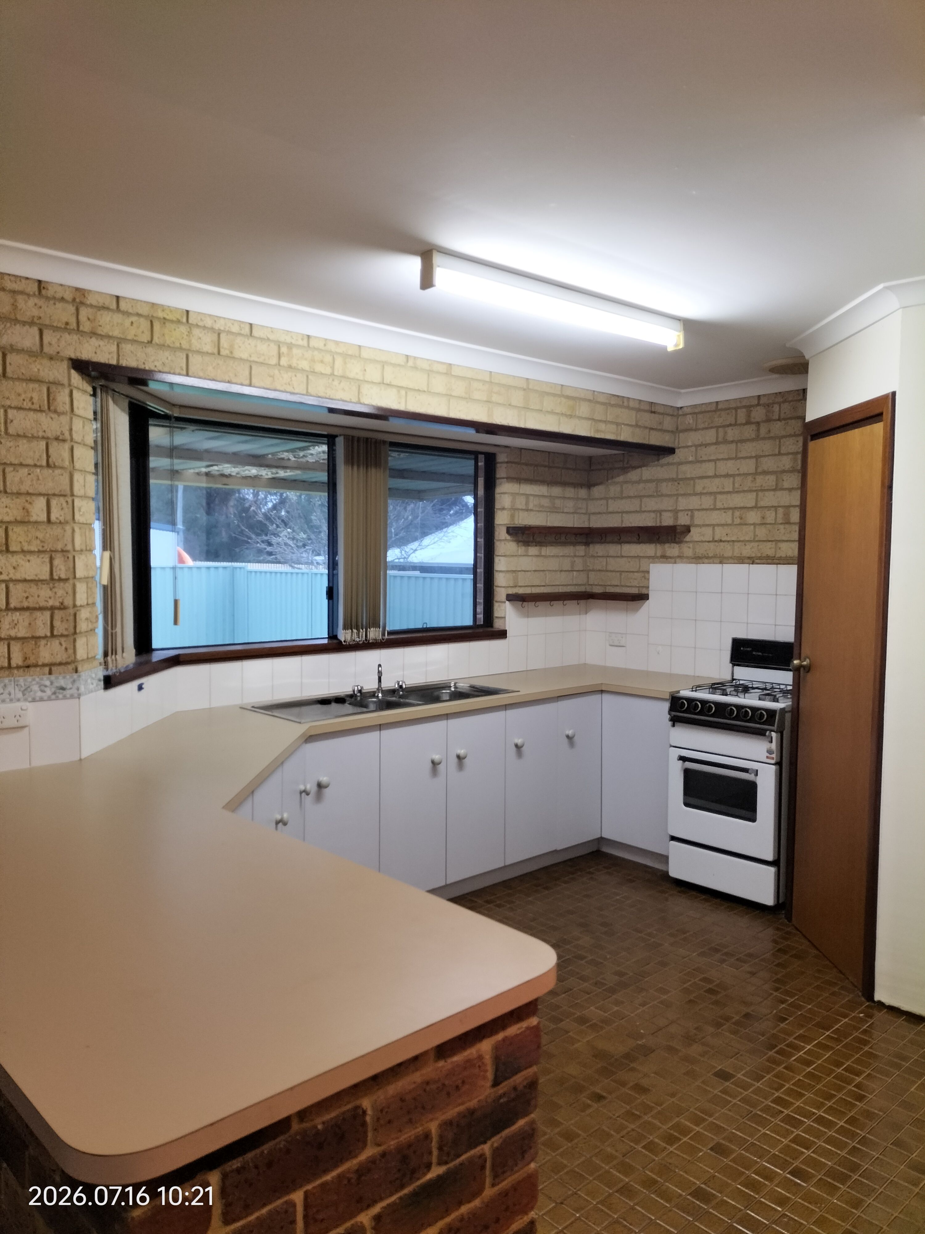 94 Minsterly Road, Ocean Beach, WA 6333