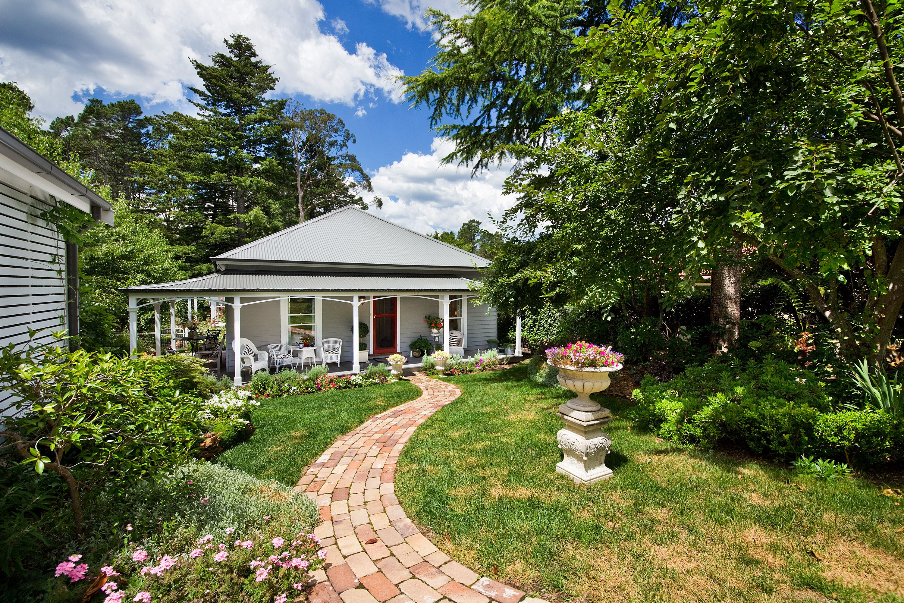 7 Walker Street