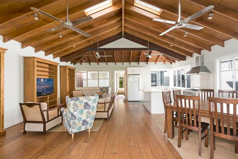 33 Todd Street, Ashgrove, QLD 4060