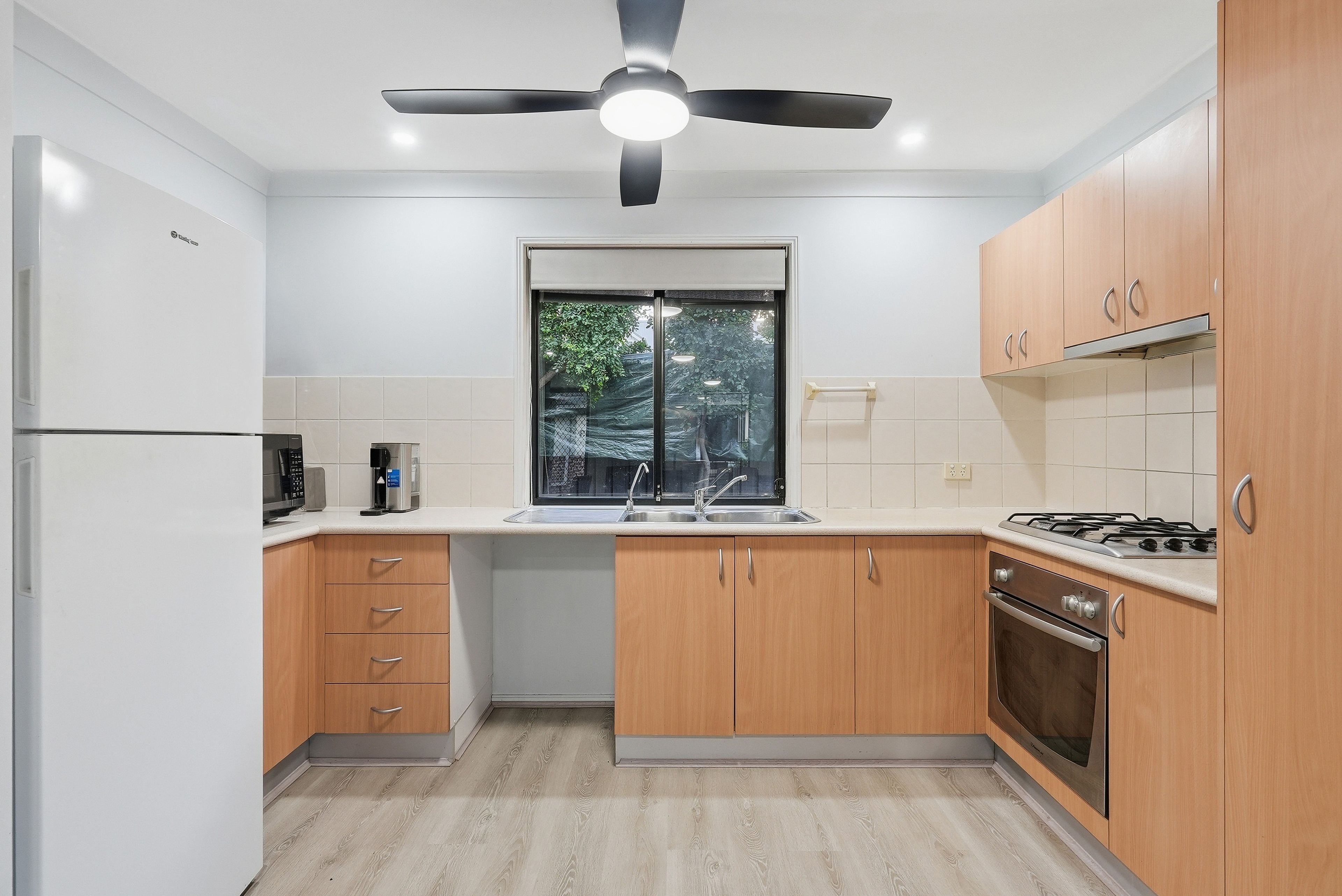 6/31-32 Hobart Street — photo 4 of 13