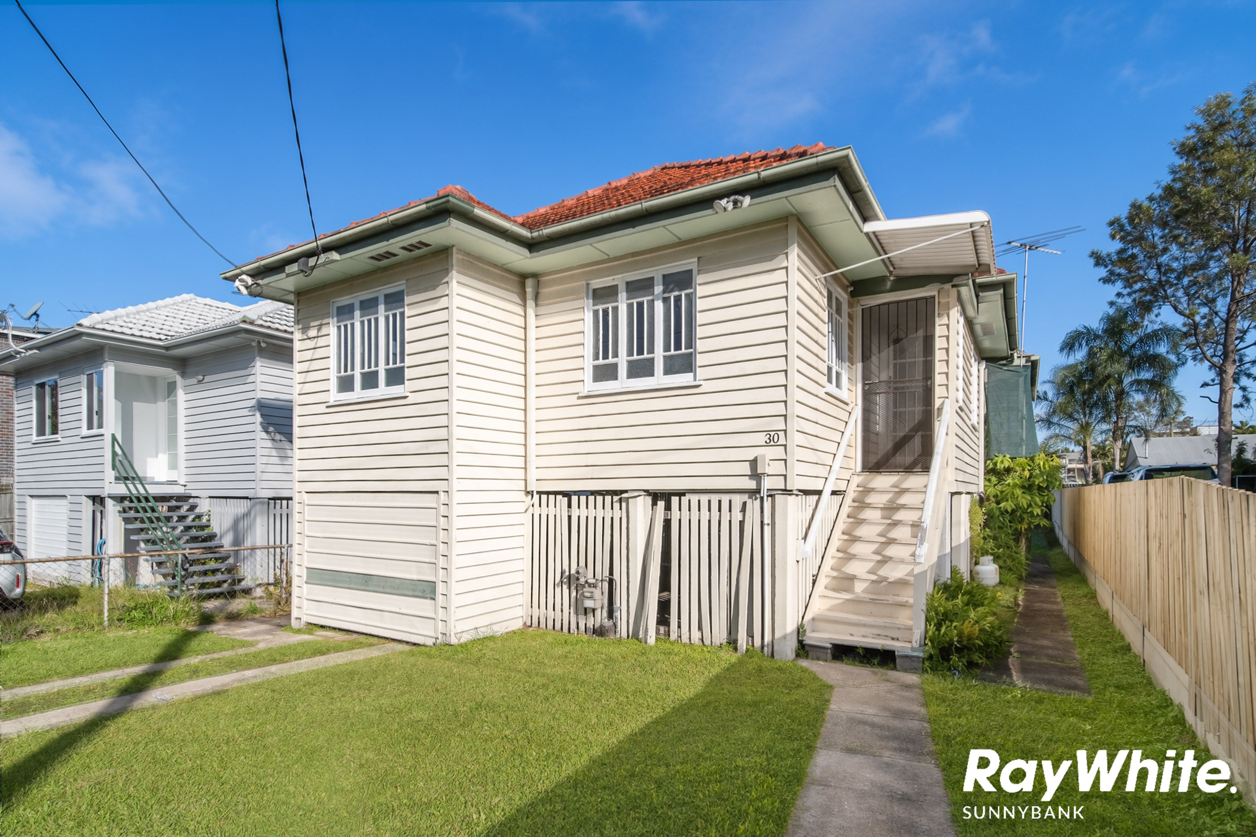 30 Latham Street, Chermside QLD 4032