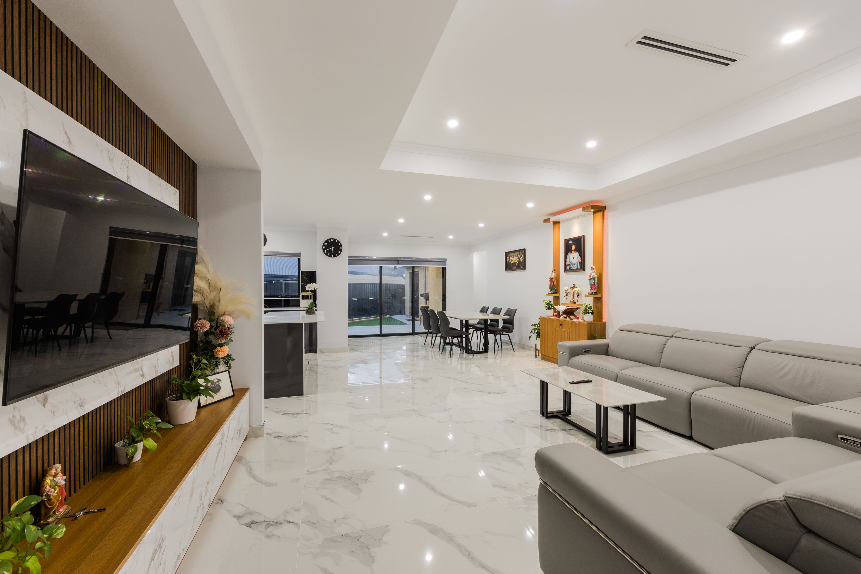 29 Couloir Street — photo 3 of 15