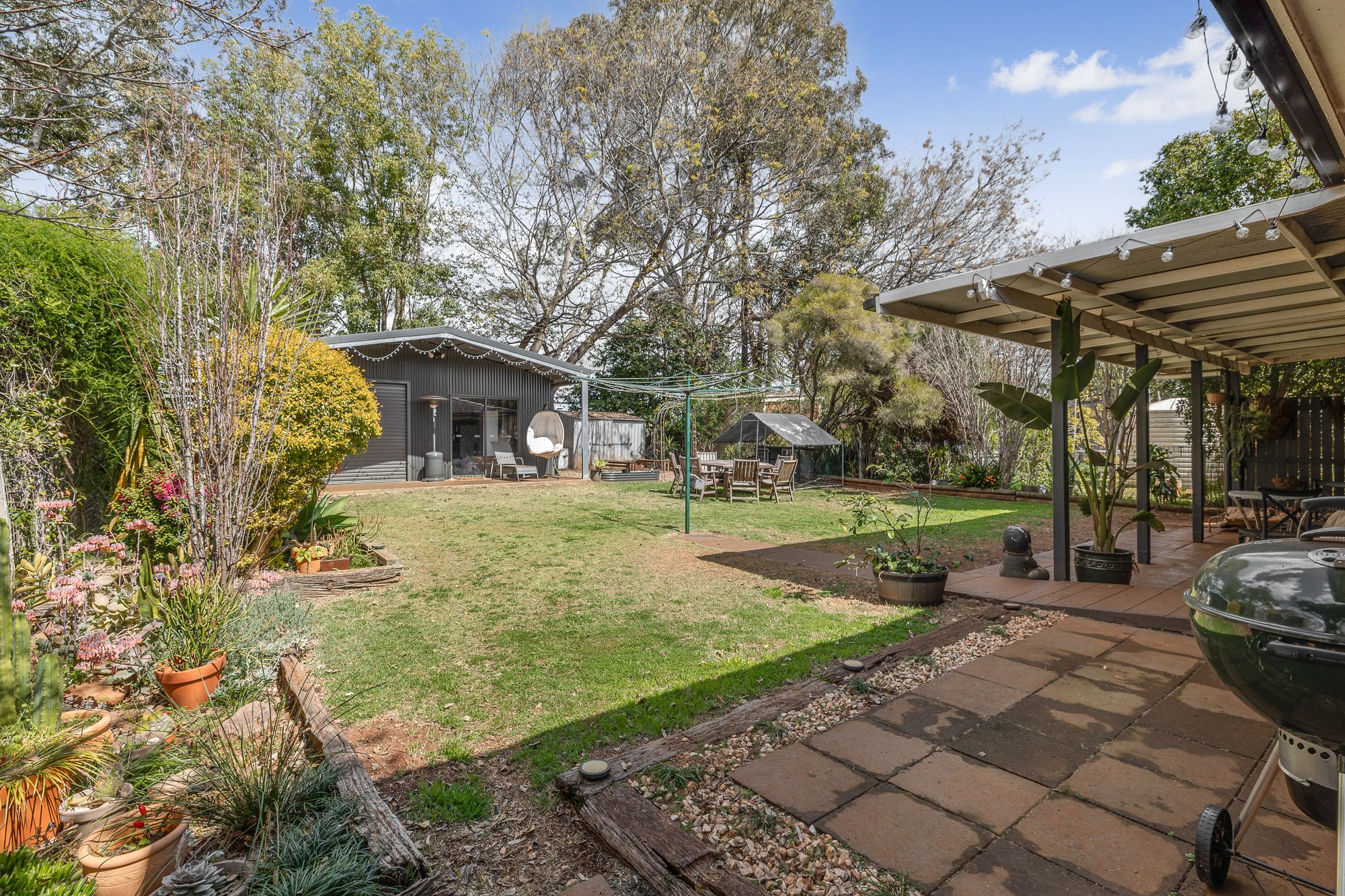 38 Weetwood Street — photo 17 of 17