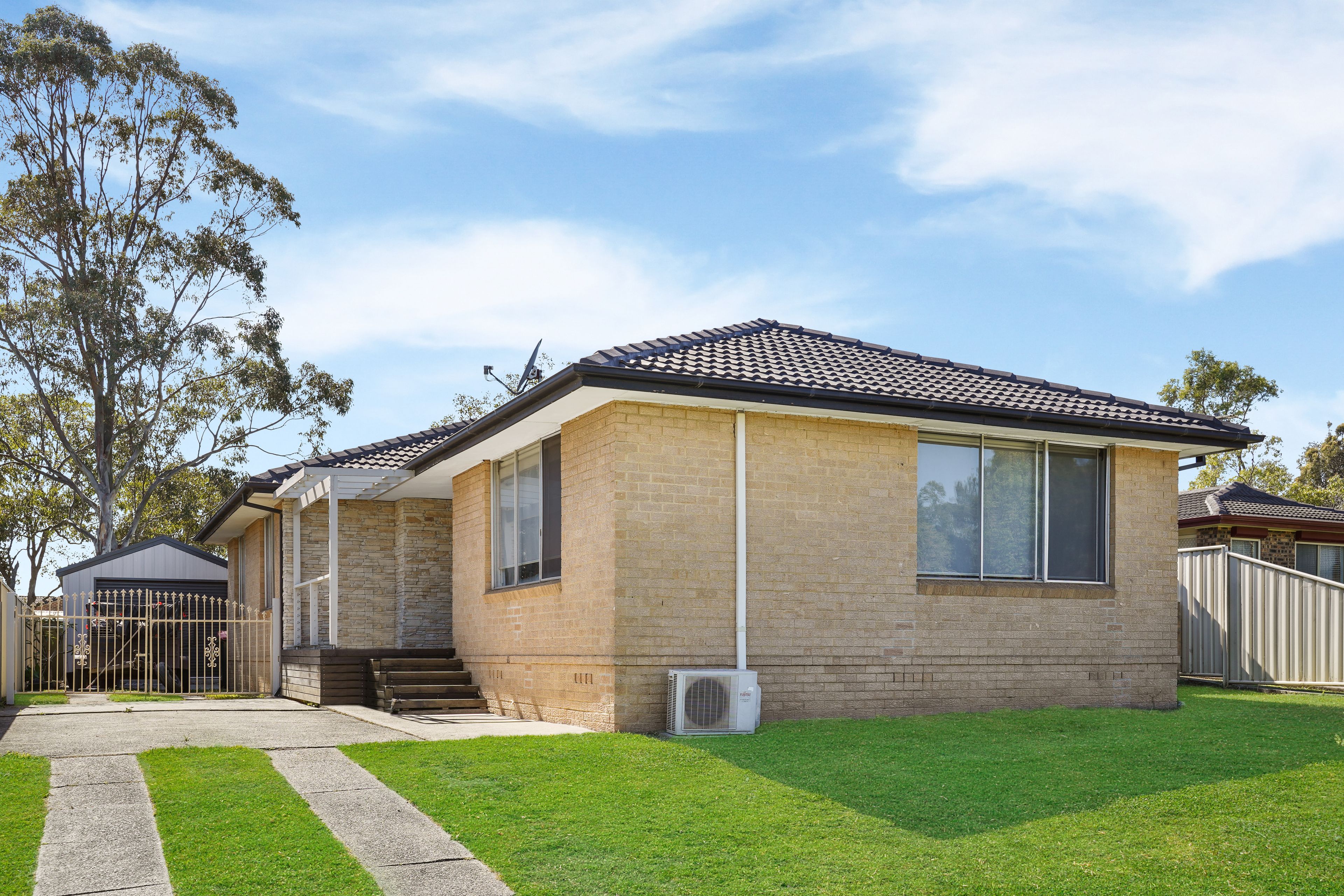 69 Elm Street, Albion Park Rail NSW 2527