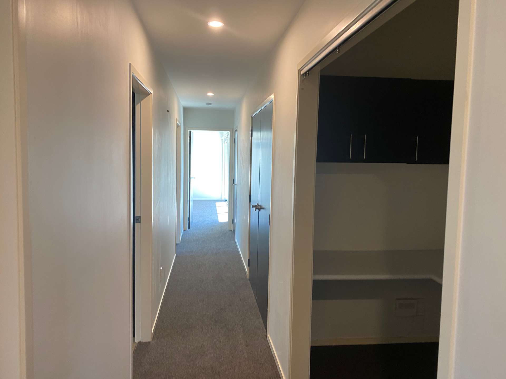 24 Nautilus Drive photo 9