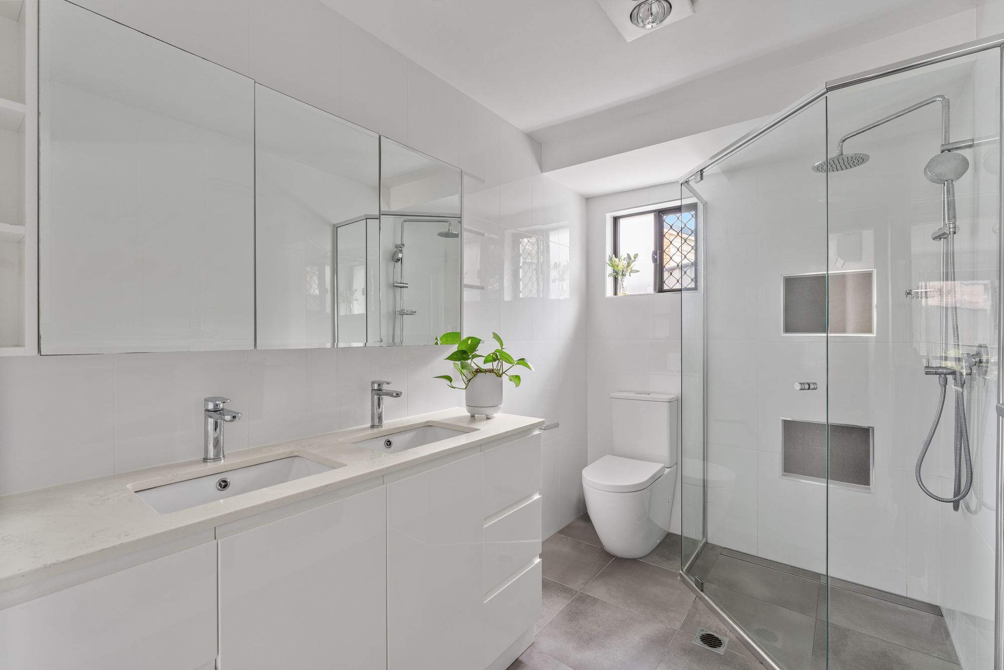 33 Sandringham Drive — photo 19 of 30