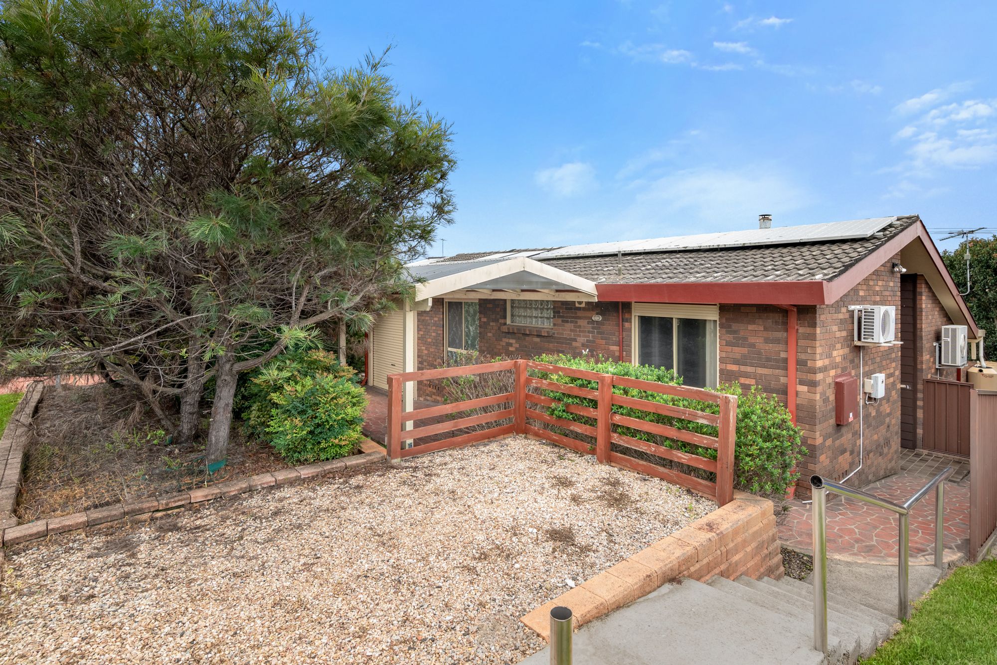 11 Fern Avenue, Bradbury, NSW 2560