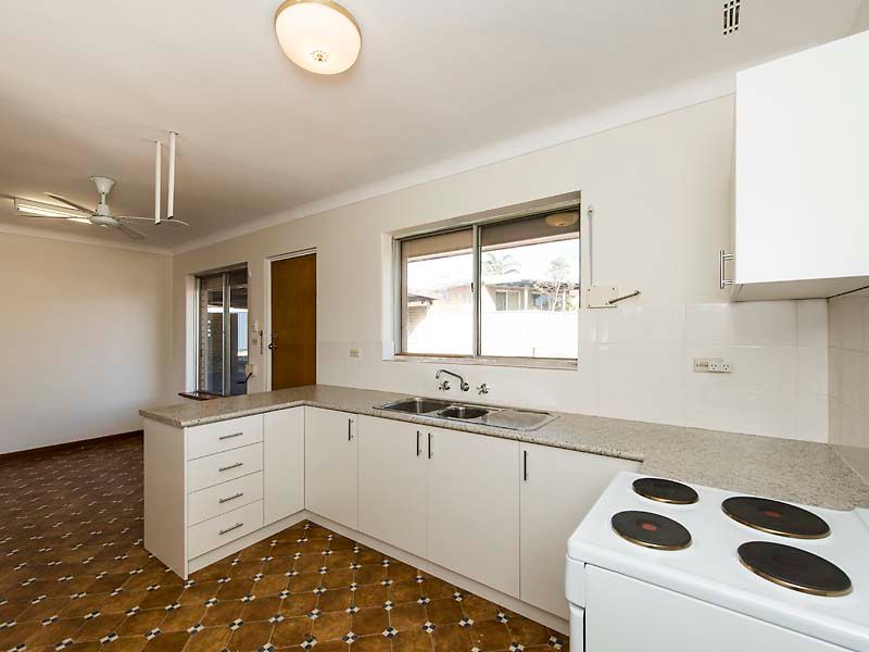 5 Ariel Place, Coolbellup, WA 6163