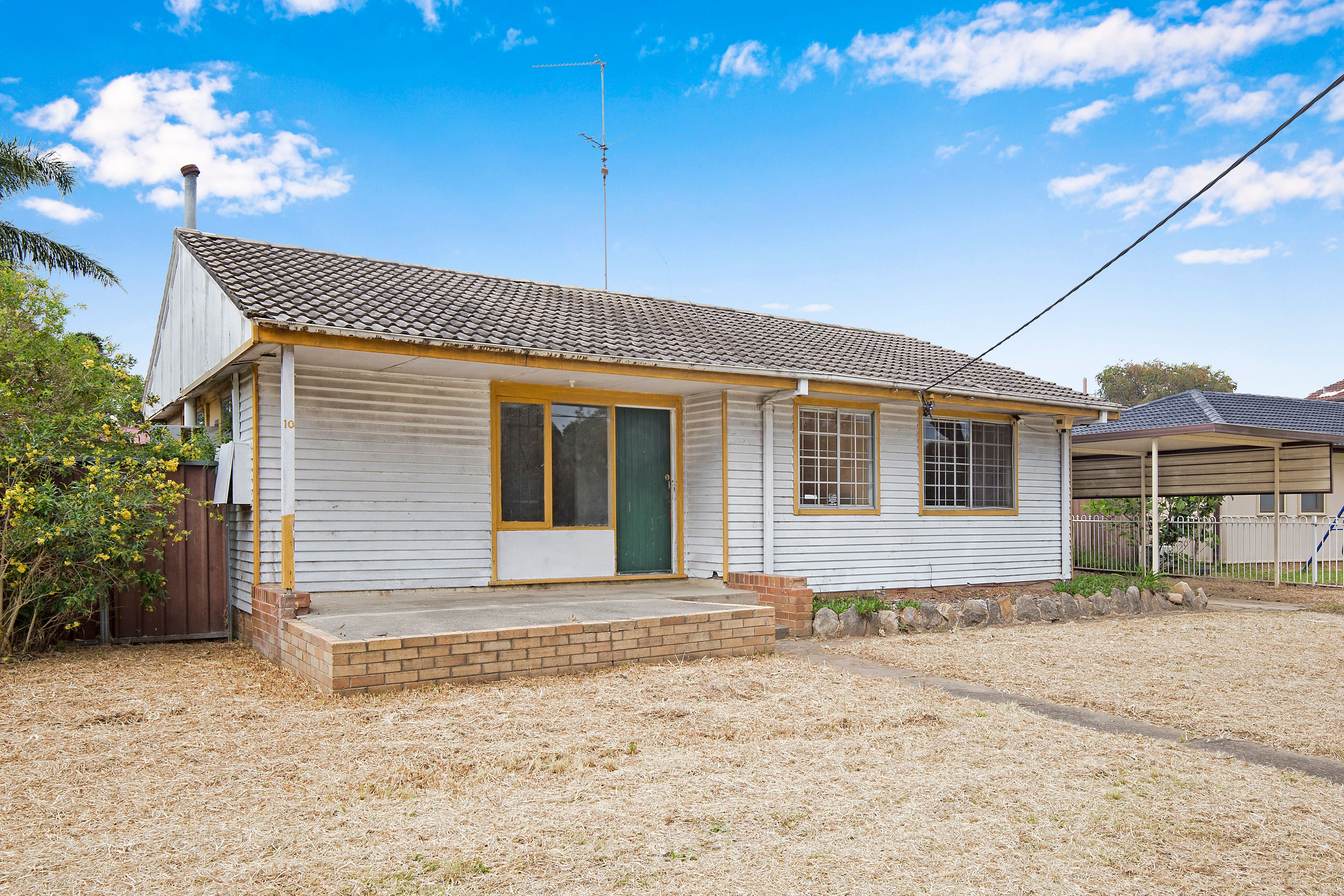10 Mawson Drive, Cartwright, NSW 2168