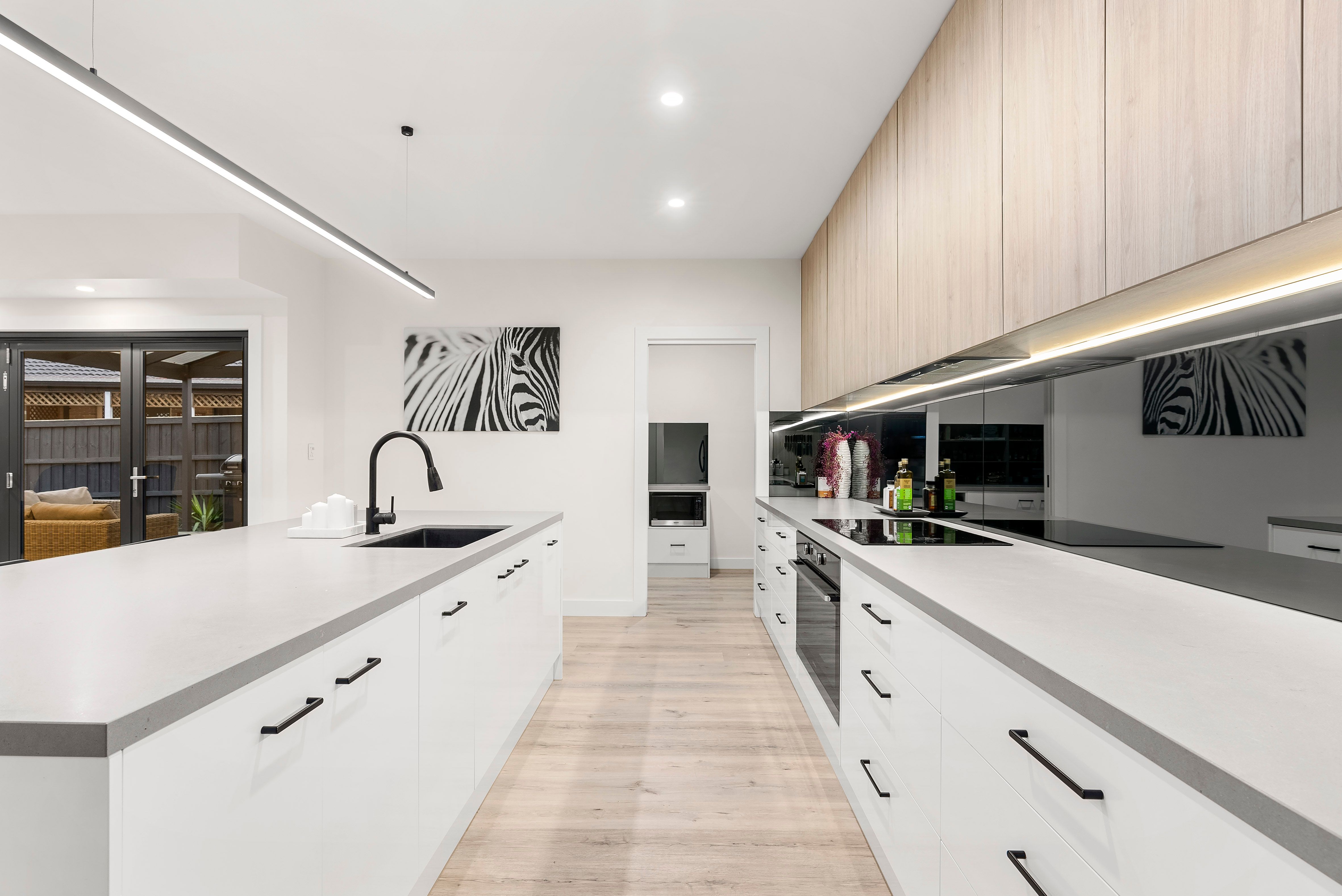 384 Dandelion Drive, Rowville, VIC 3178
