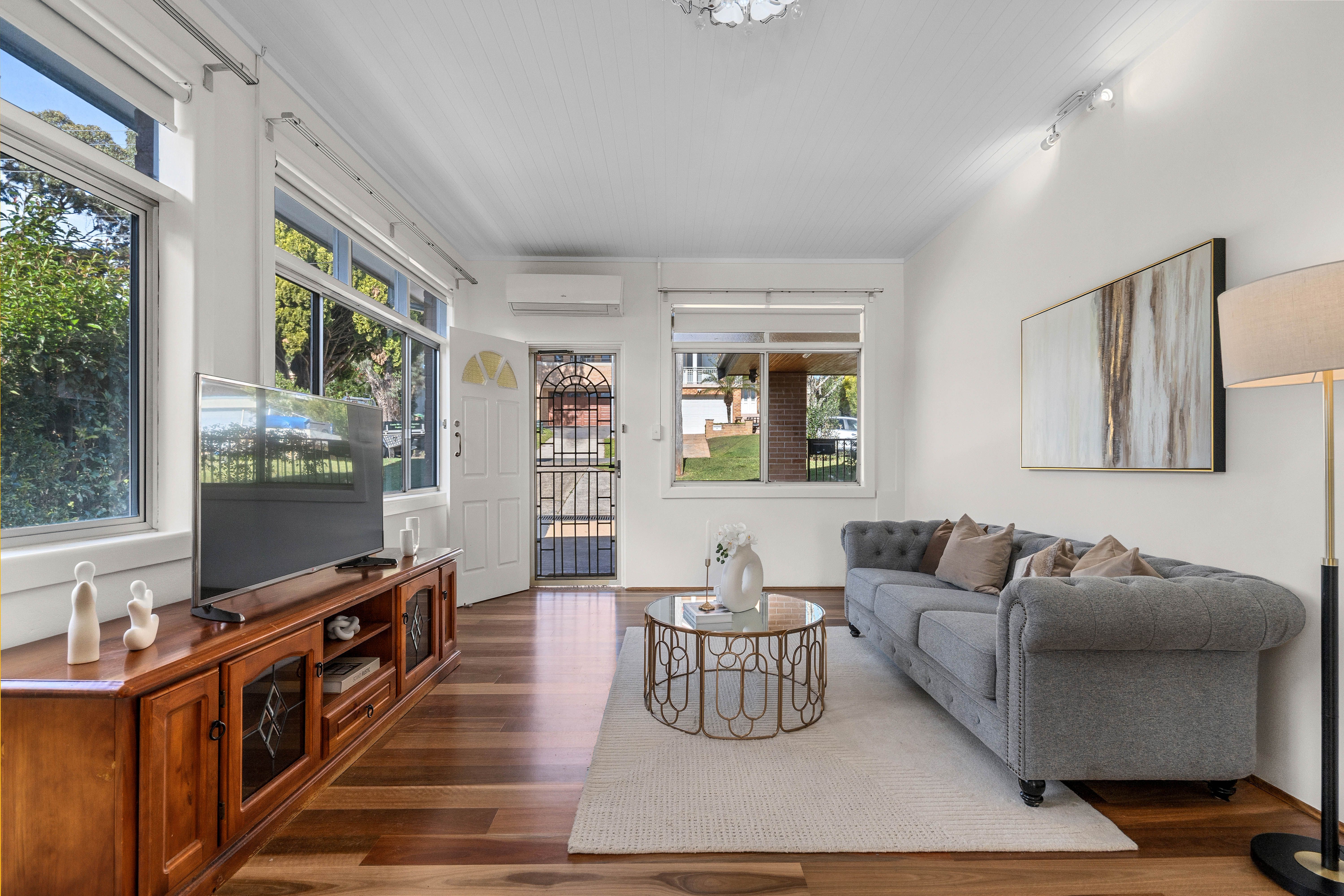 28 Glen Road — photo 6 of 13