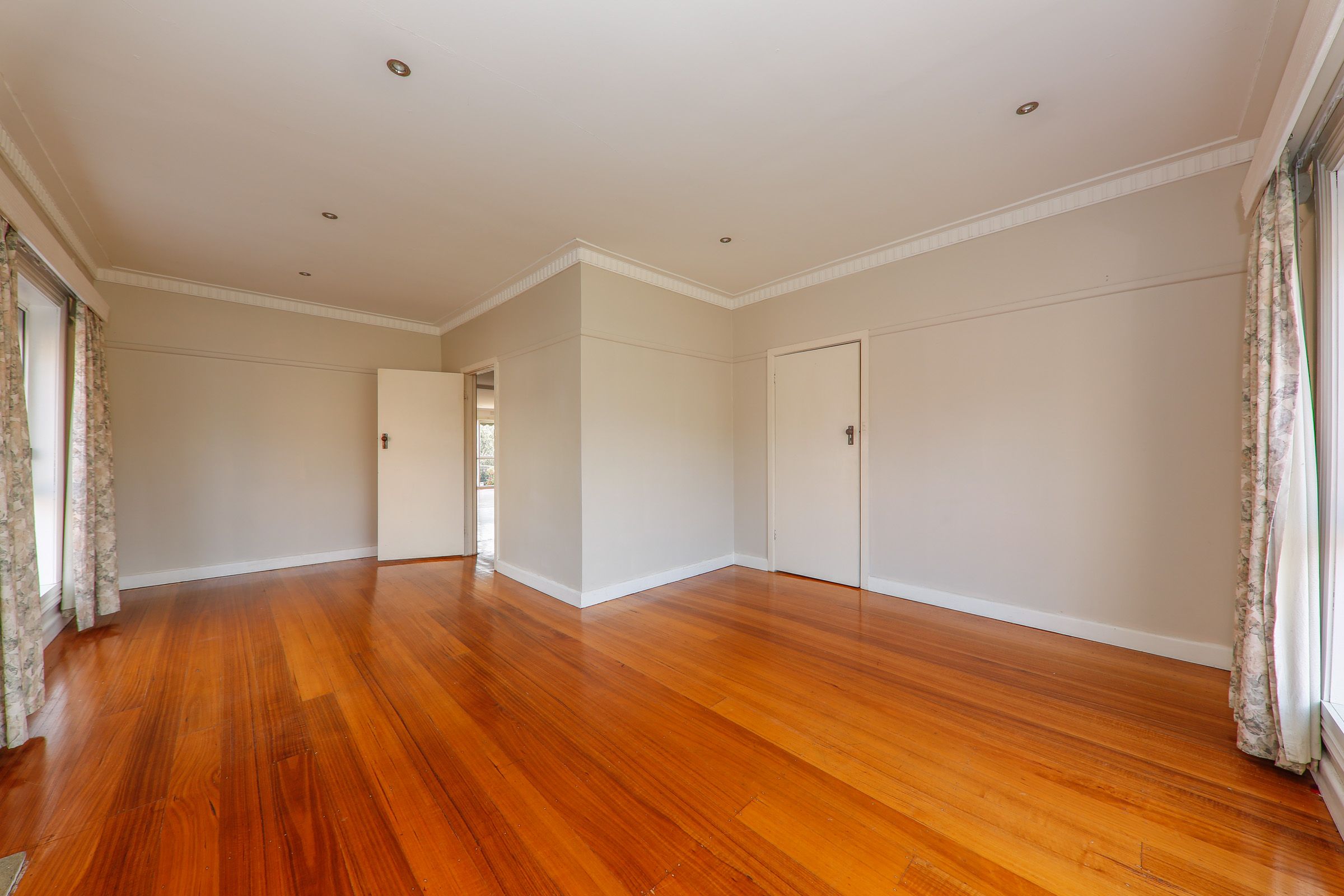 48 cumming Street — photo 3 of 10