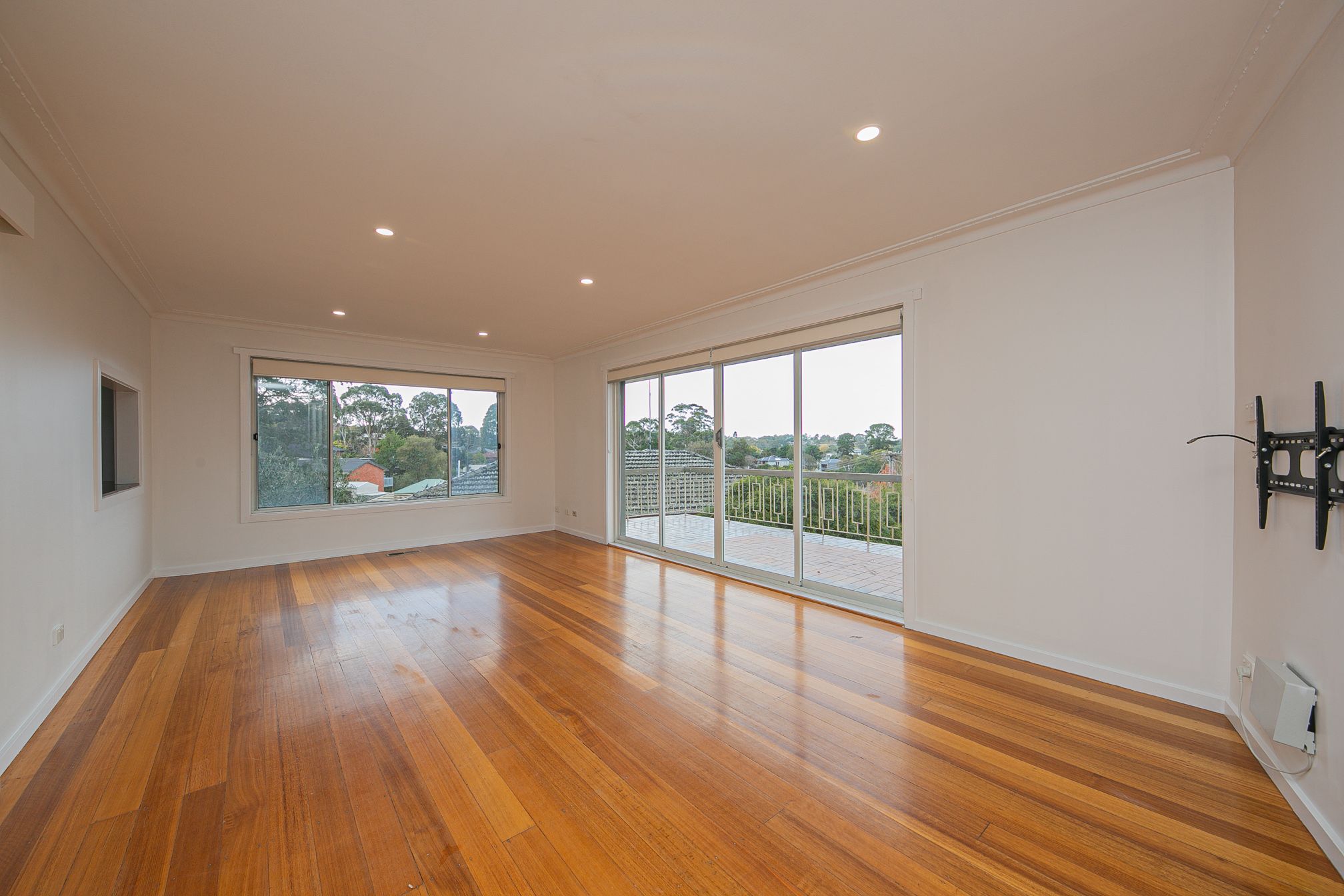 16 Queens Court, Berwick, VIC 3806