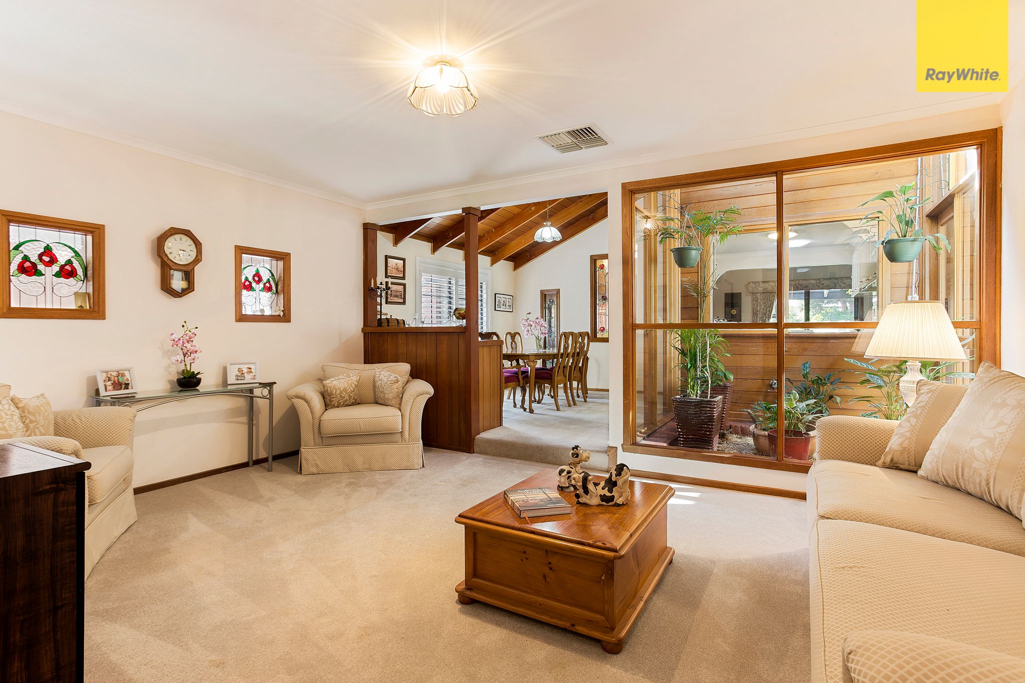 14 Ensign Grove, Taylors Lakes, VIC 3038