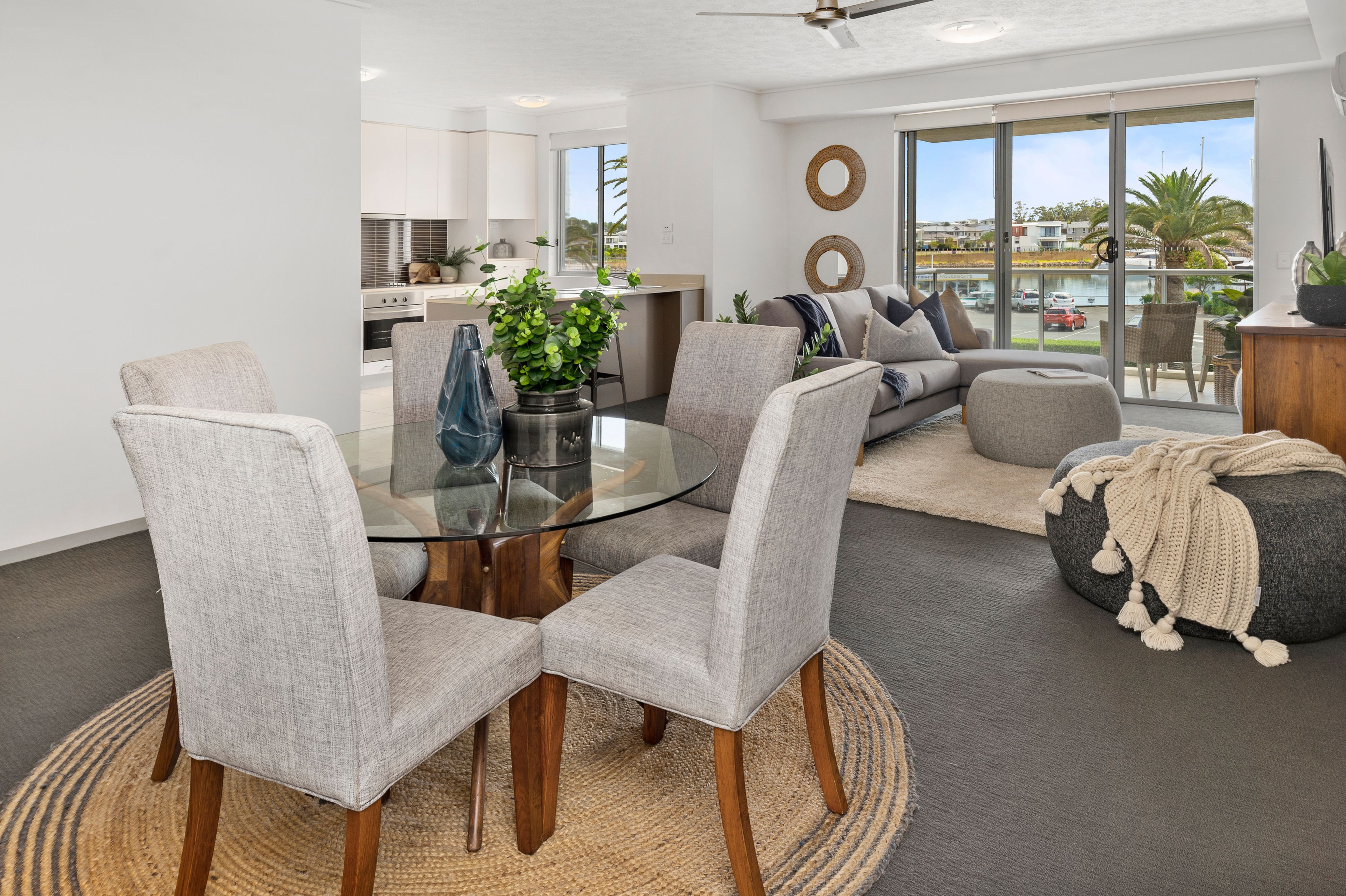 422/64 Sickle Avenue, Hope Island, QLD 4212