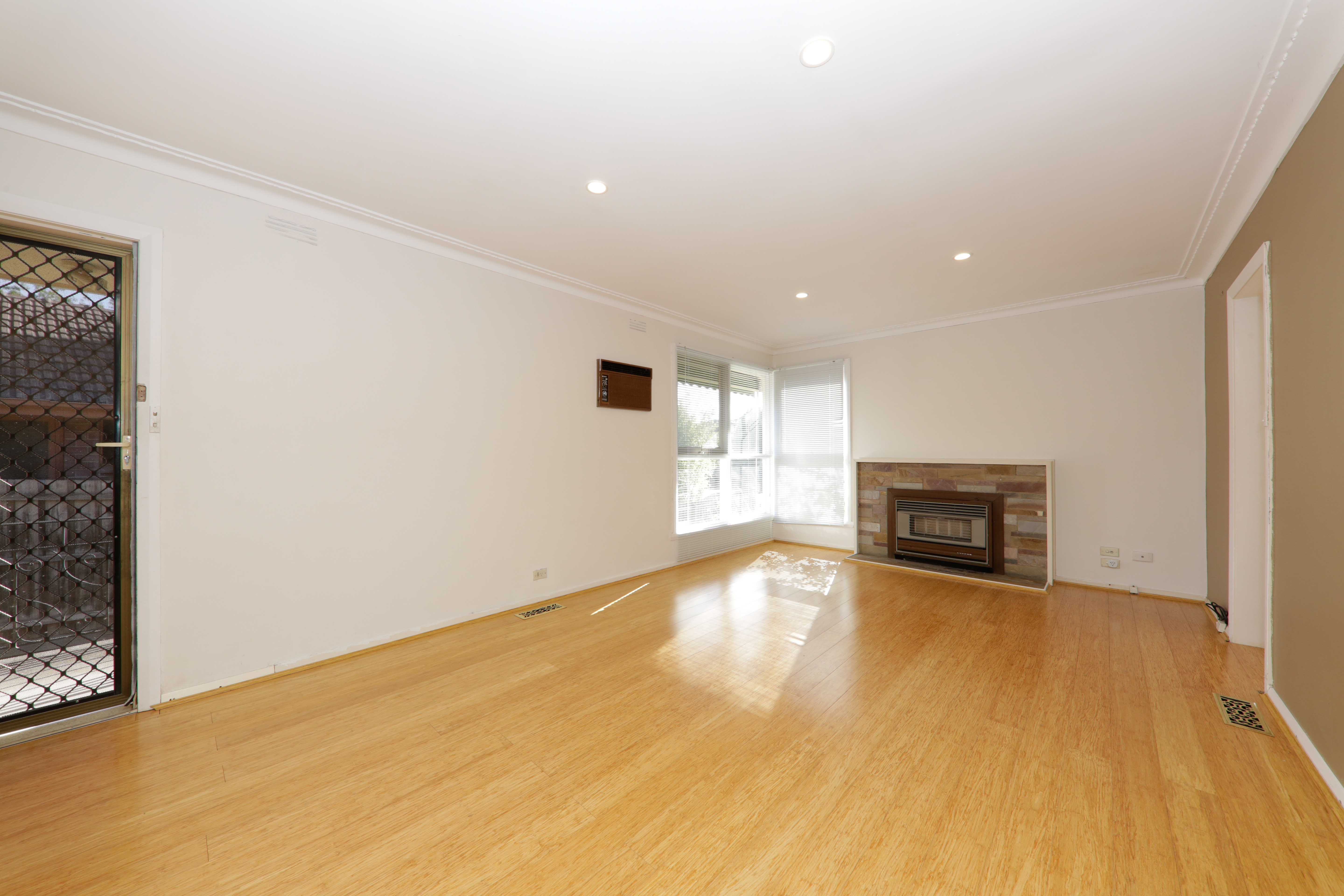 24 Fulton Crescent, Burwood, VIC 3125