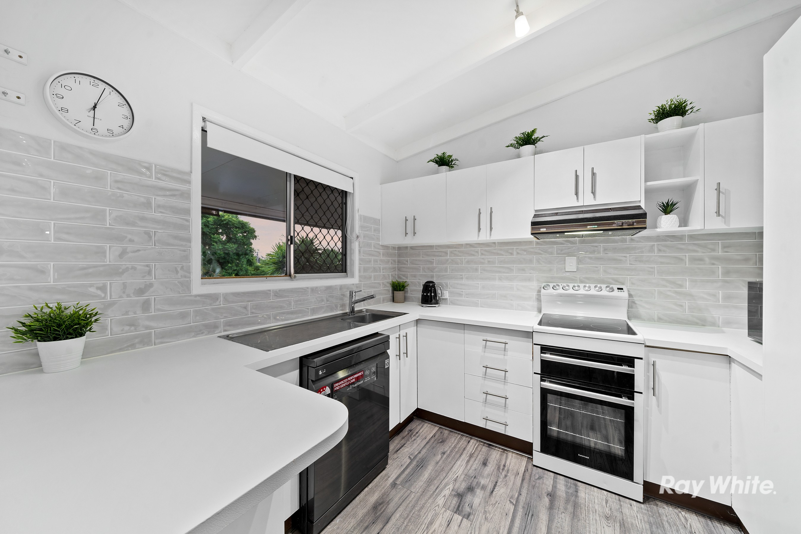 10 Orsett Street, Waterford West, QLD 4133