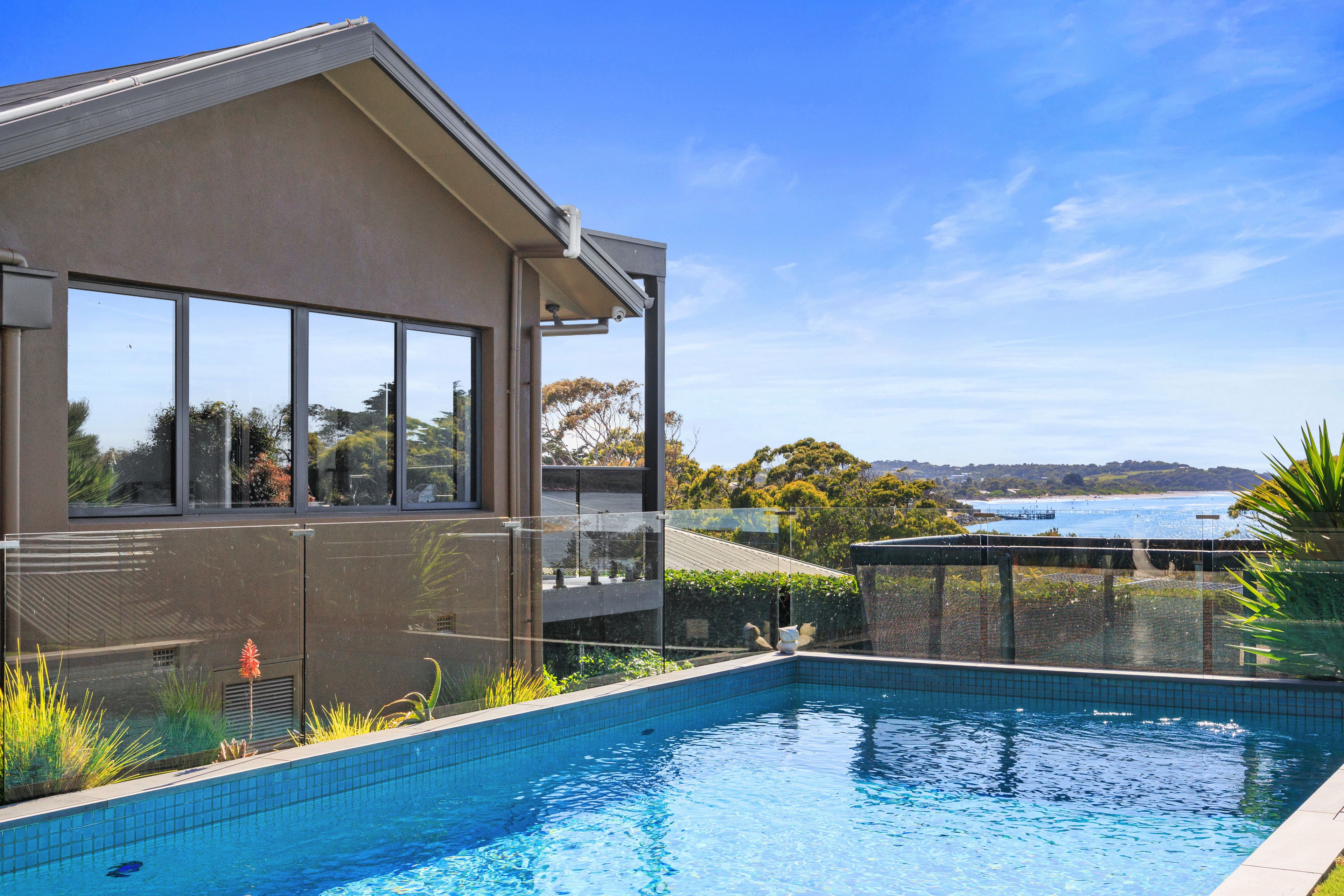 10 Hillside Avenue, Inverloch VIC 3996