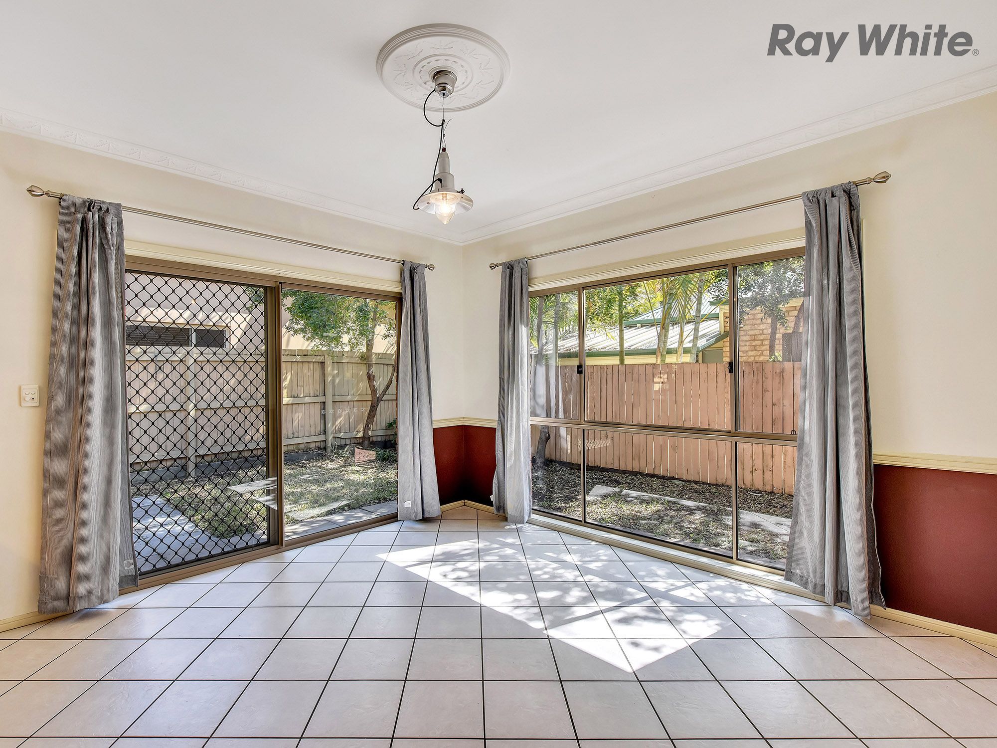 11 Simpson Way, Forest Lake, QLD 4078