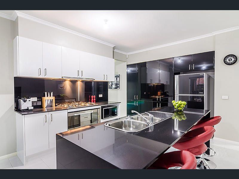 2 Gregson Grove, Lyndhurst, VIC 3975