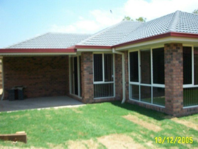 8 Cherokee Place, Heritage Park, QLD 4118
