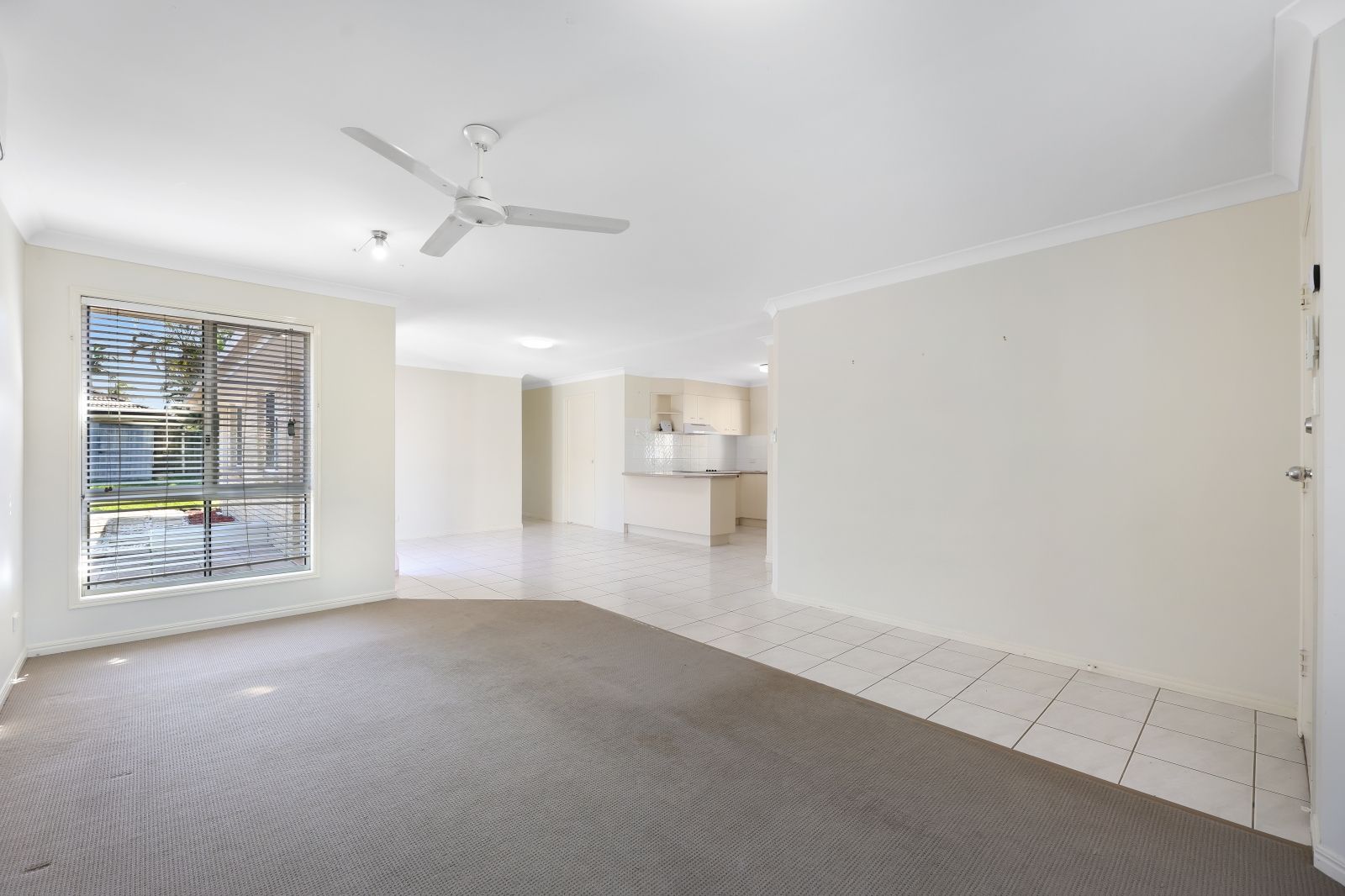 15 Whiteley Chase, Parkwood, QLD 4214