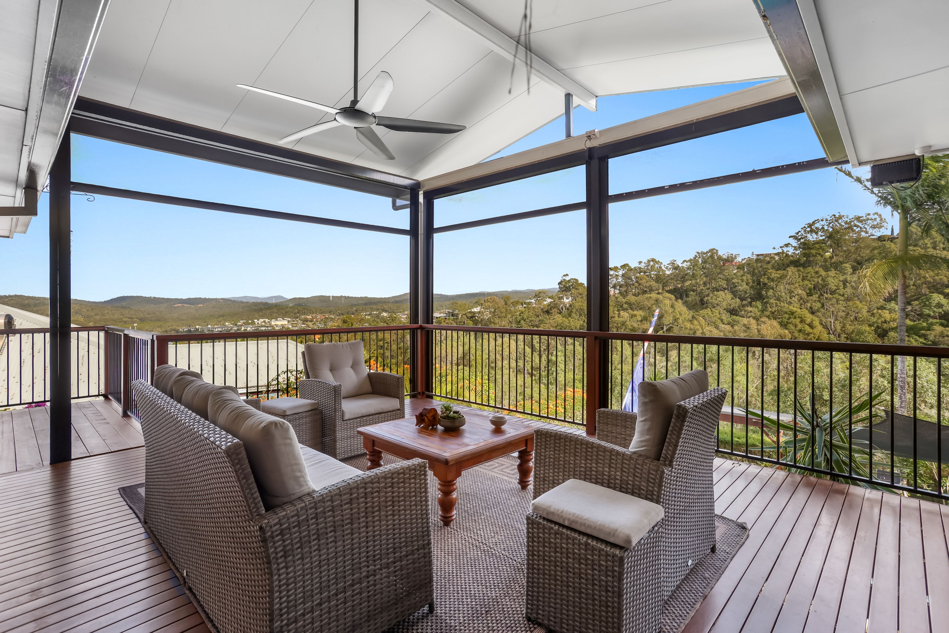 32 Pago Terrace, Pacific Pines, QLD 4211