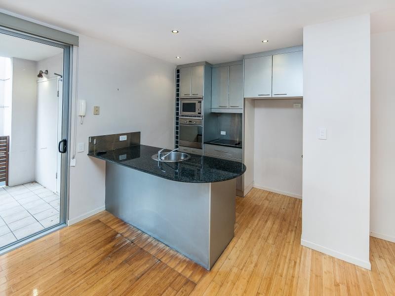 2/26 Berry Street, Spring Hill, QLD 4000