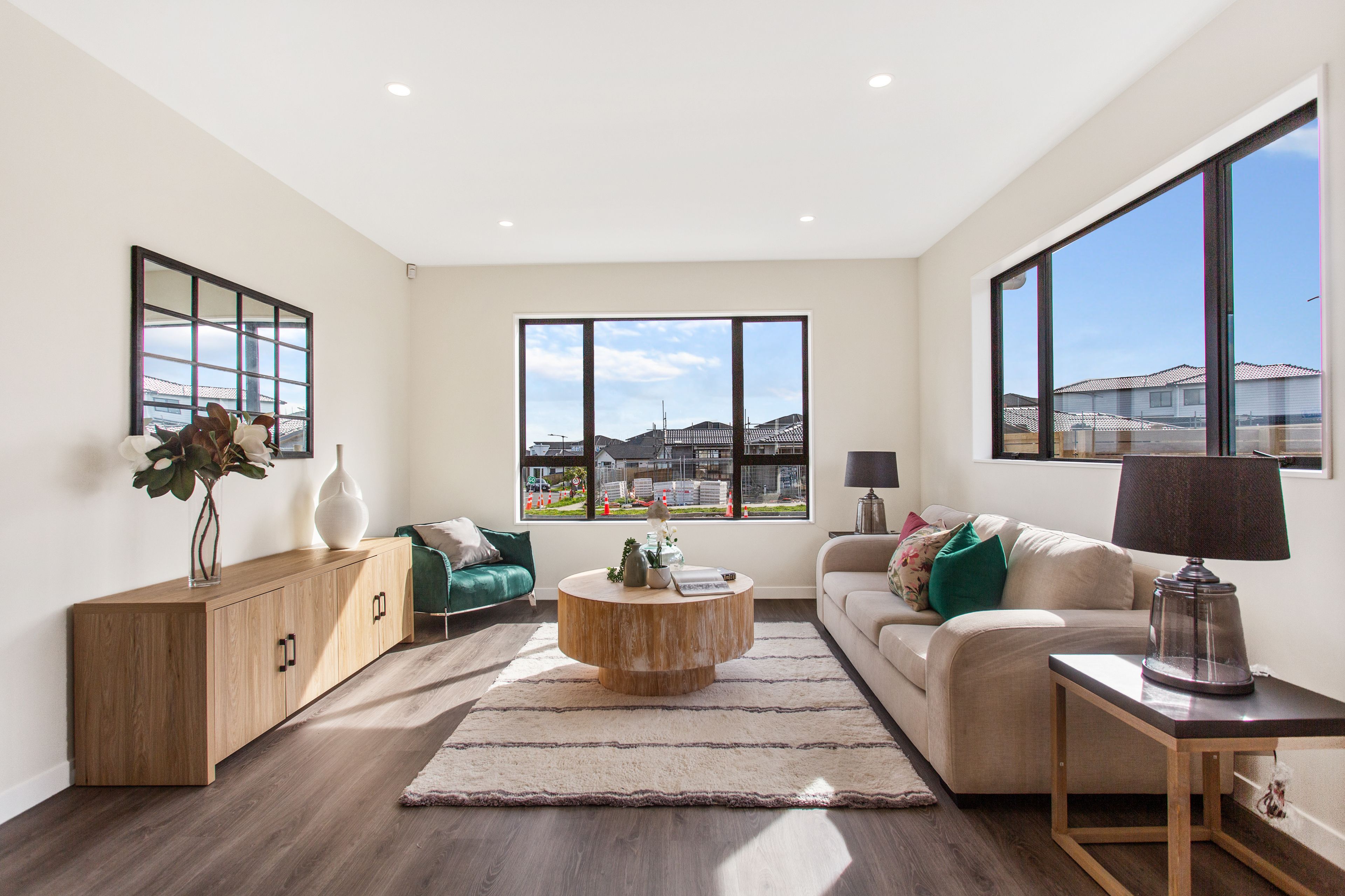 77 Twin Parks Rise, Papakura, Papakura