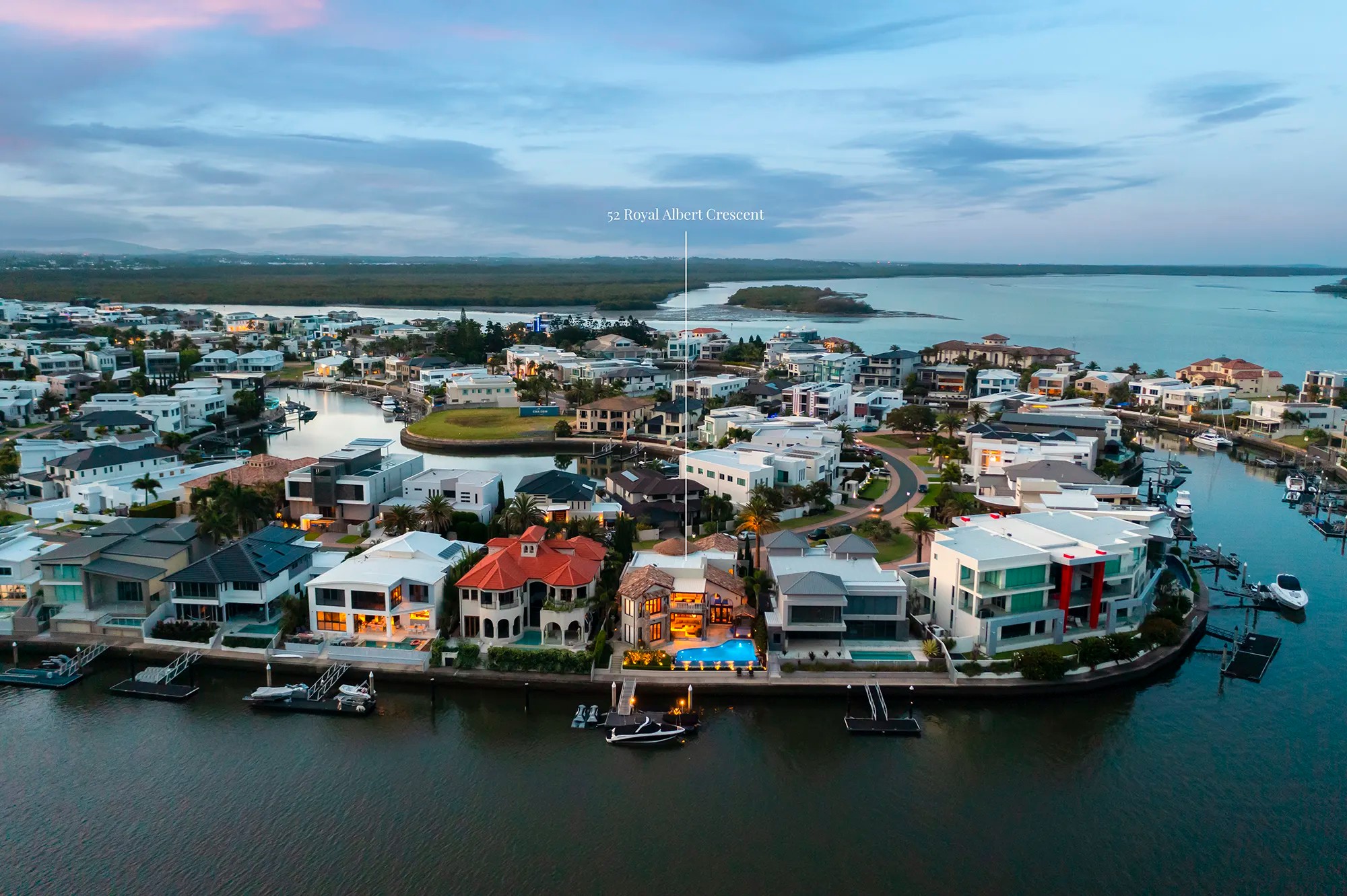 52 Royal Albert Crescent, Sovereign Islands, QLD 4216