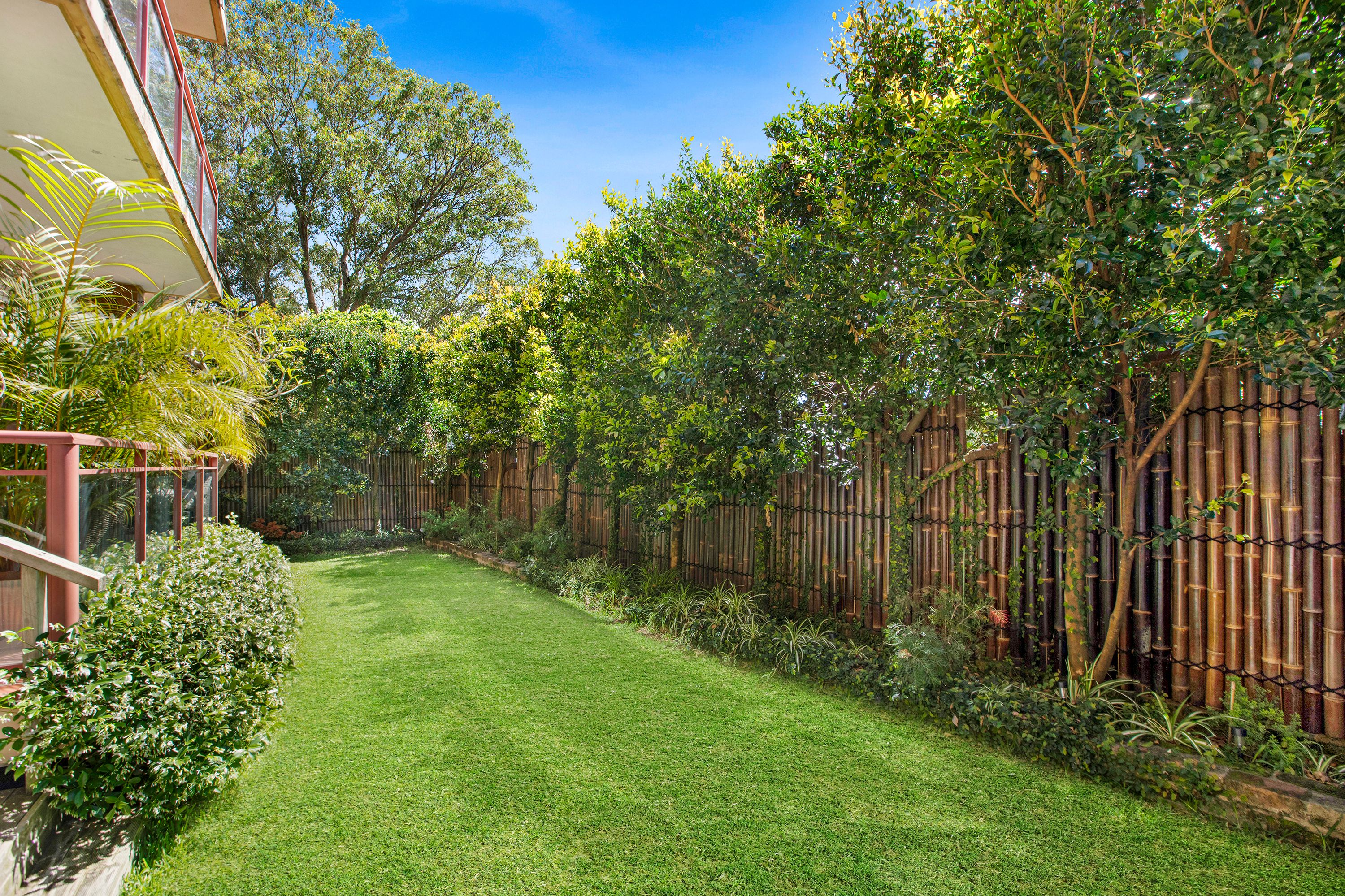 2/127 Banksia Street — photo 5 of 9