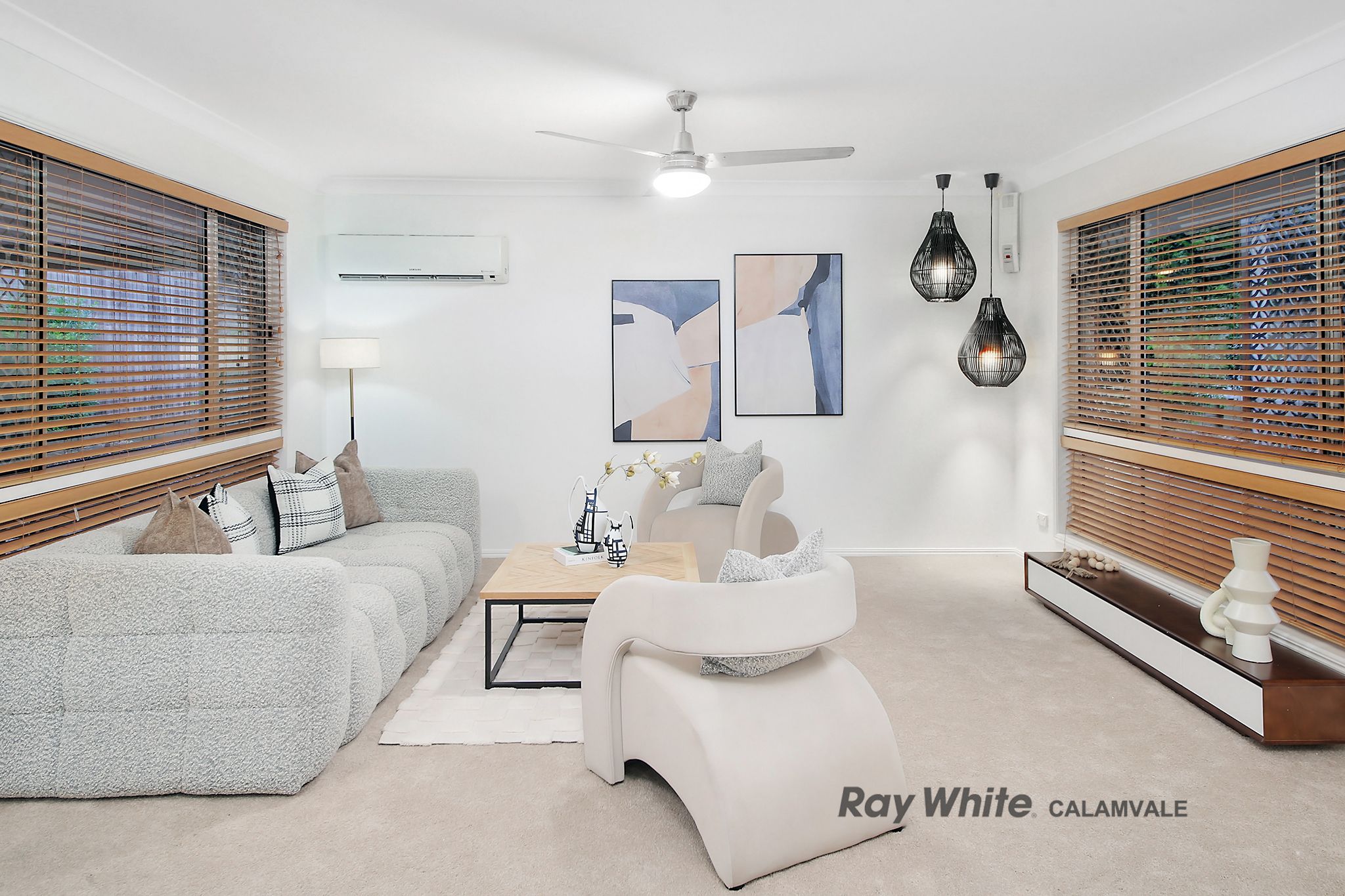 4 Vista Court, Regents Park, QLD 4118